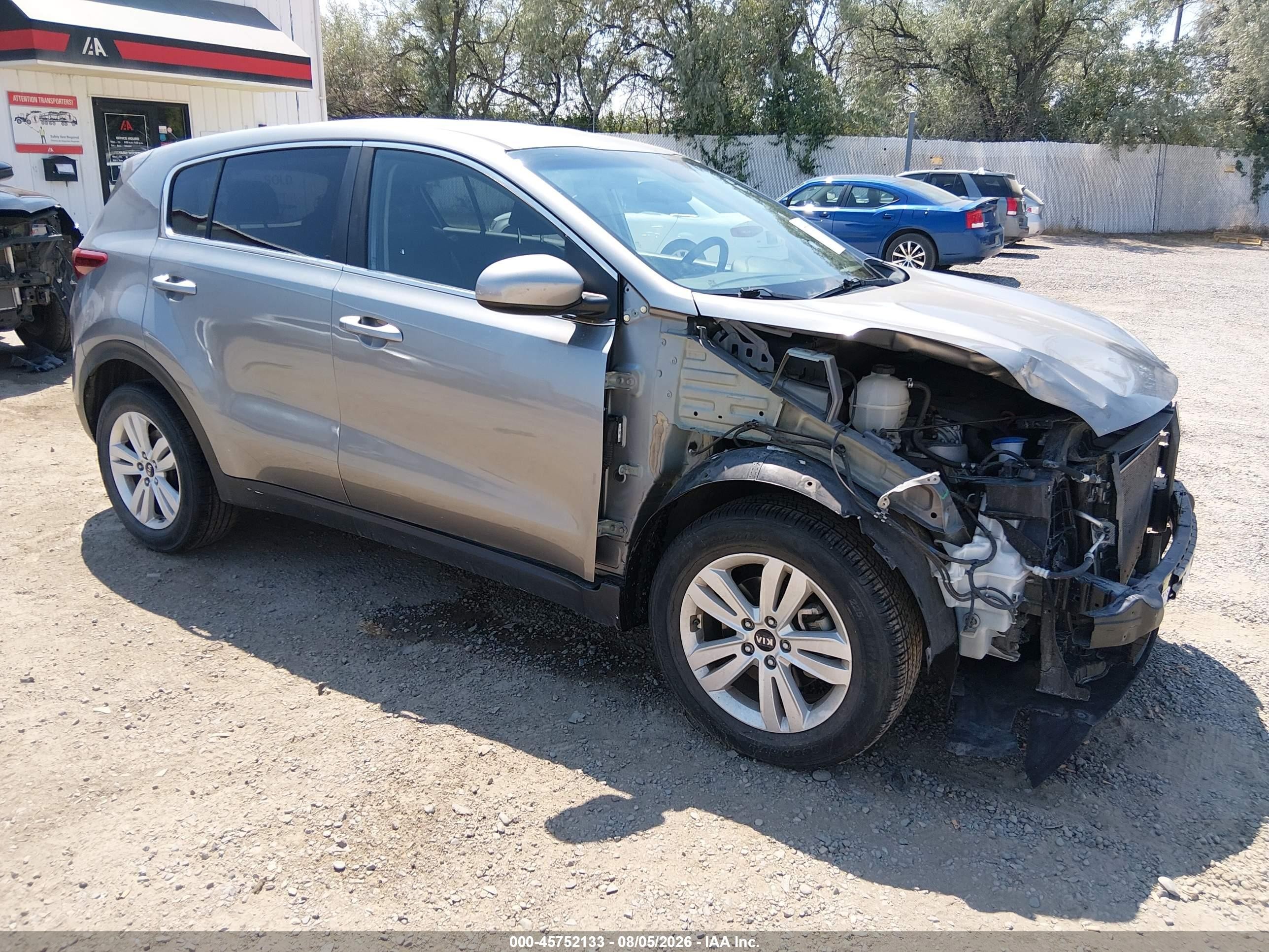 2019 Kia Sportage LX, VIN KNDPM3AC9K7612849 — Front end