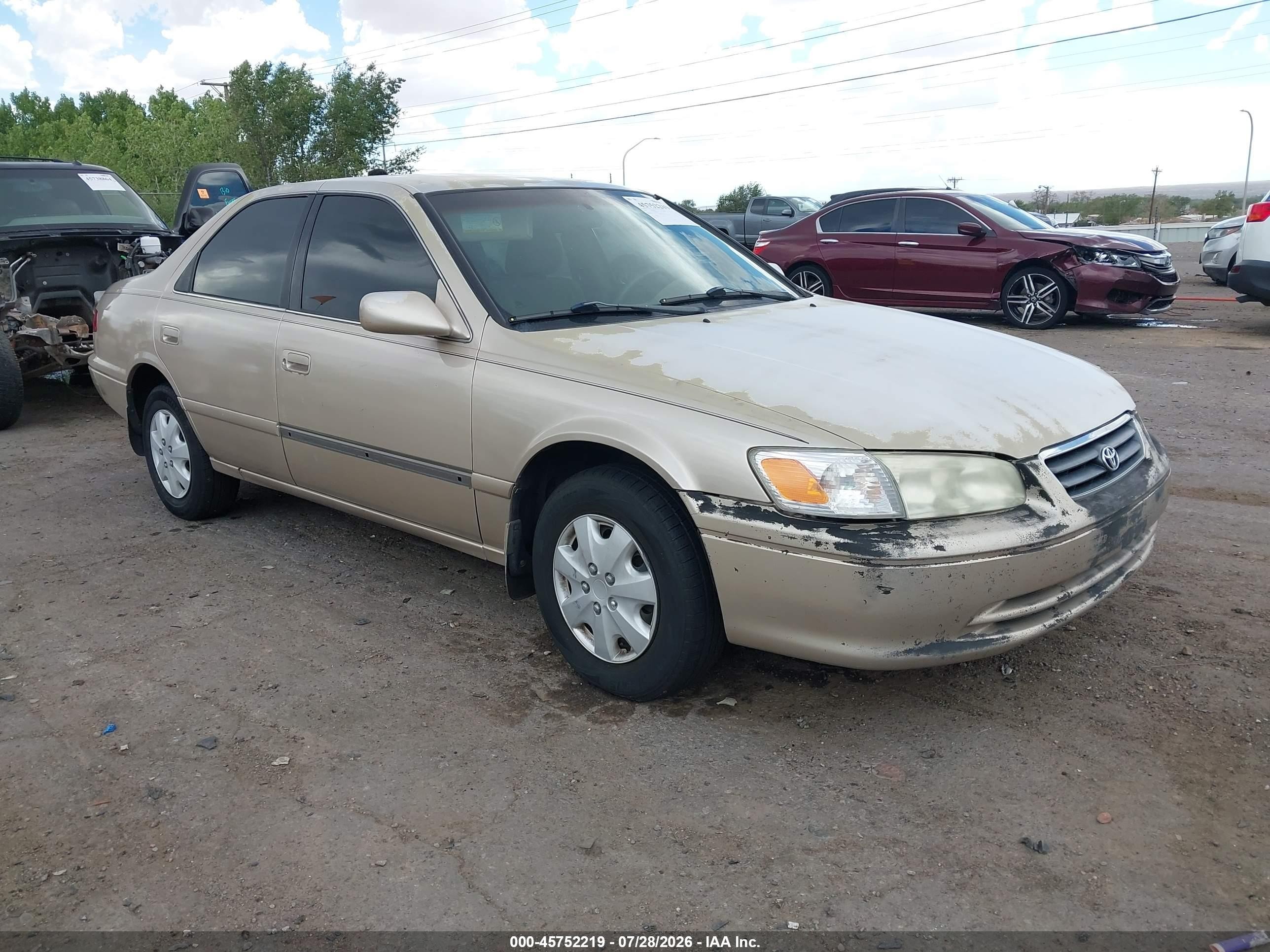2000 Toyota Camry LE, VIN 4T1BG22K1YU706716 — Normal wear