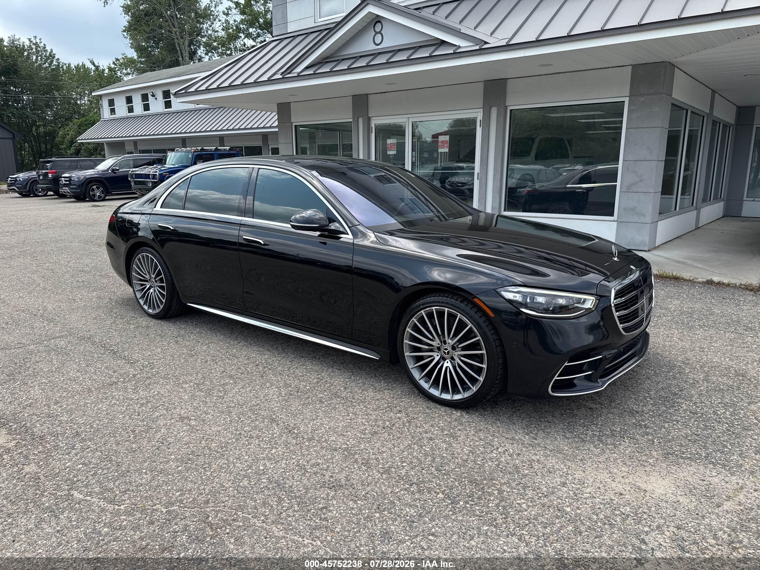 2022 Mercedes-Benz S 500, VIN W1K6G6DB8NA143984 — Normal wear