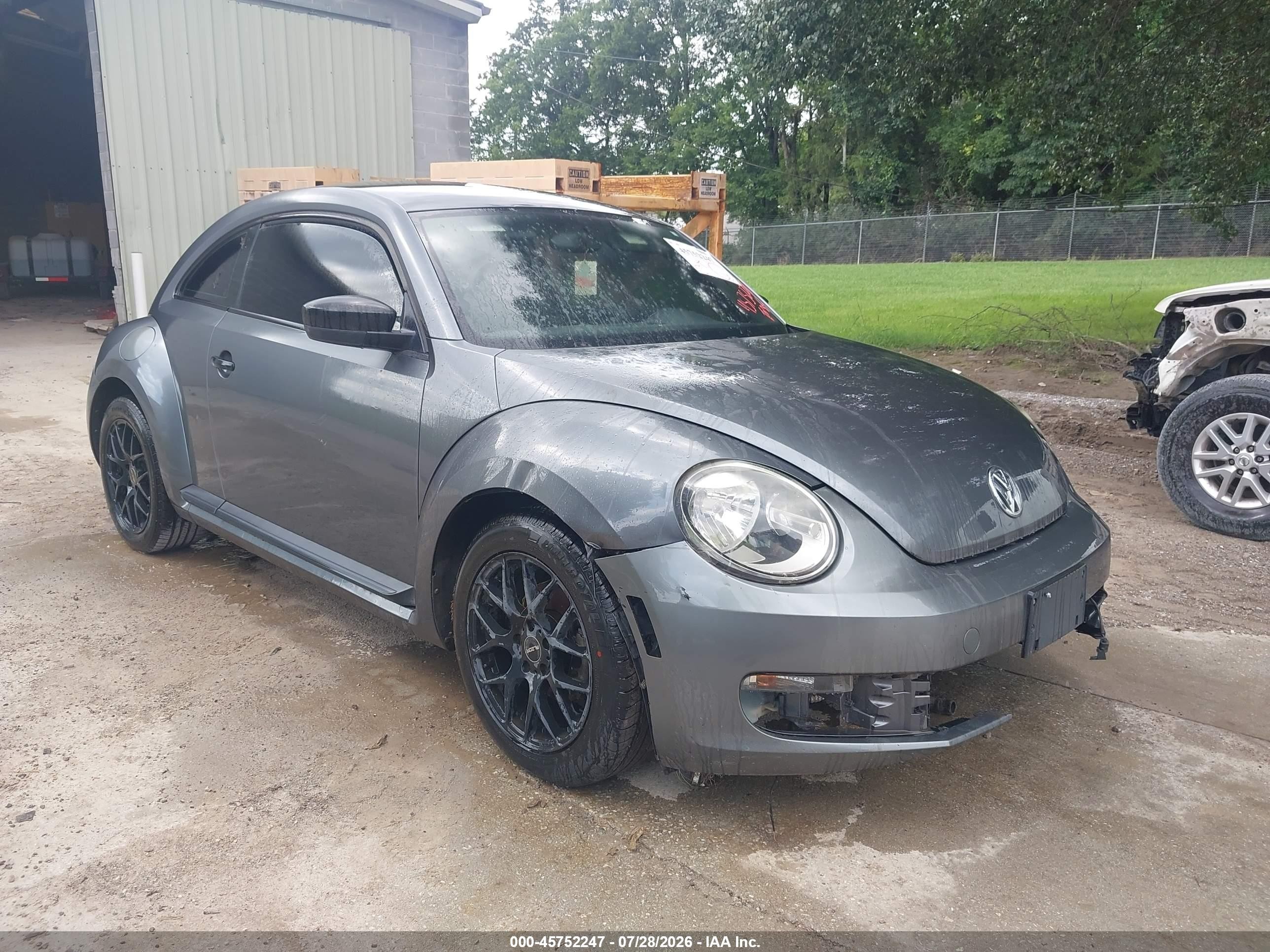2013 Volkswagen Beetle 2.5L, VIN 3VWFP7AT6DM644934 — Обычный износ