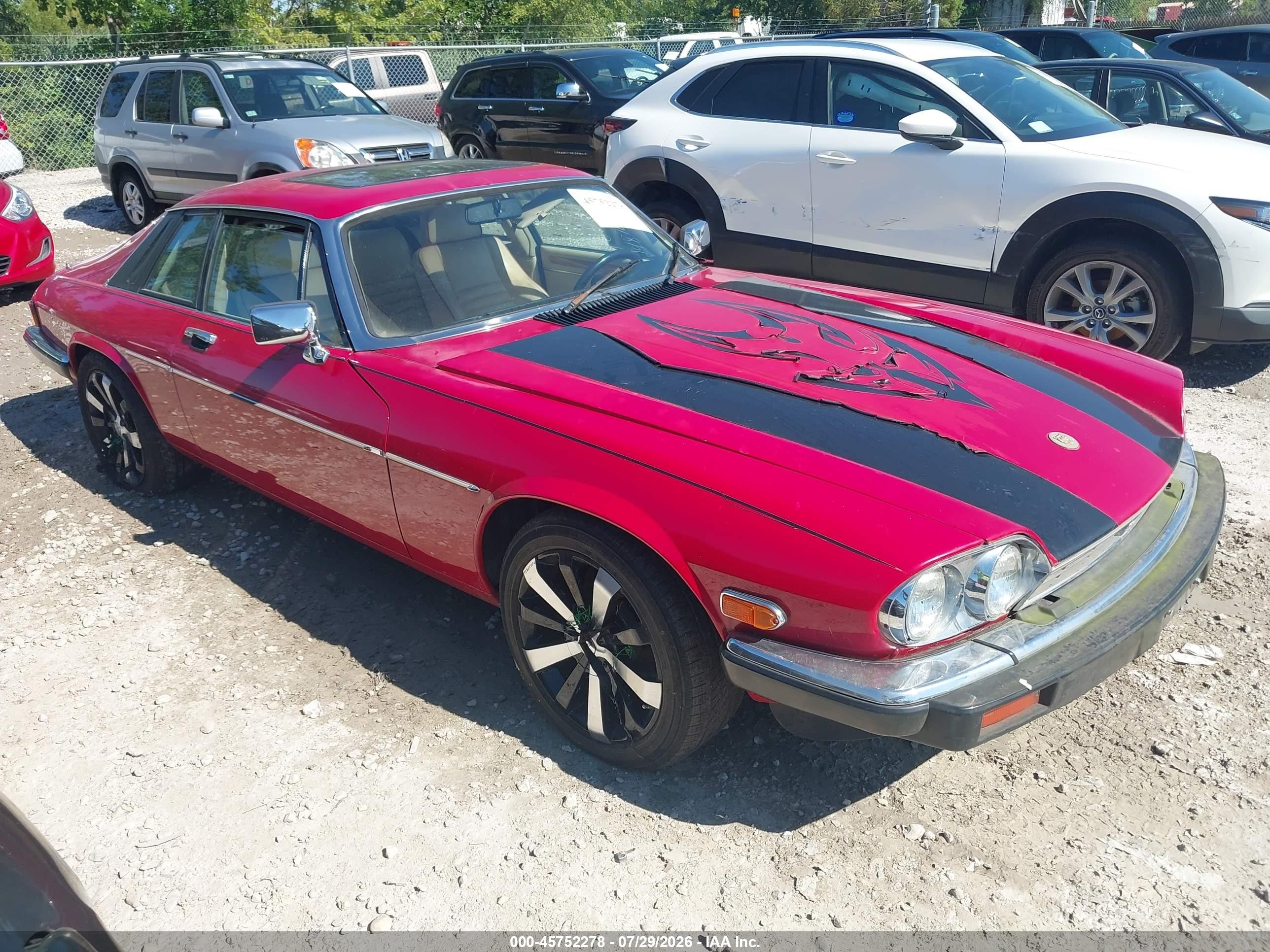 1989 Jaguar XJS, VIN SAJTY5840KC163356 — Normal wear