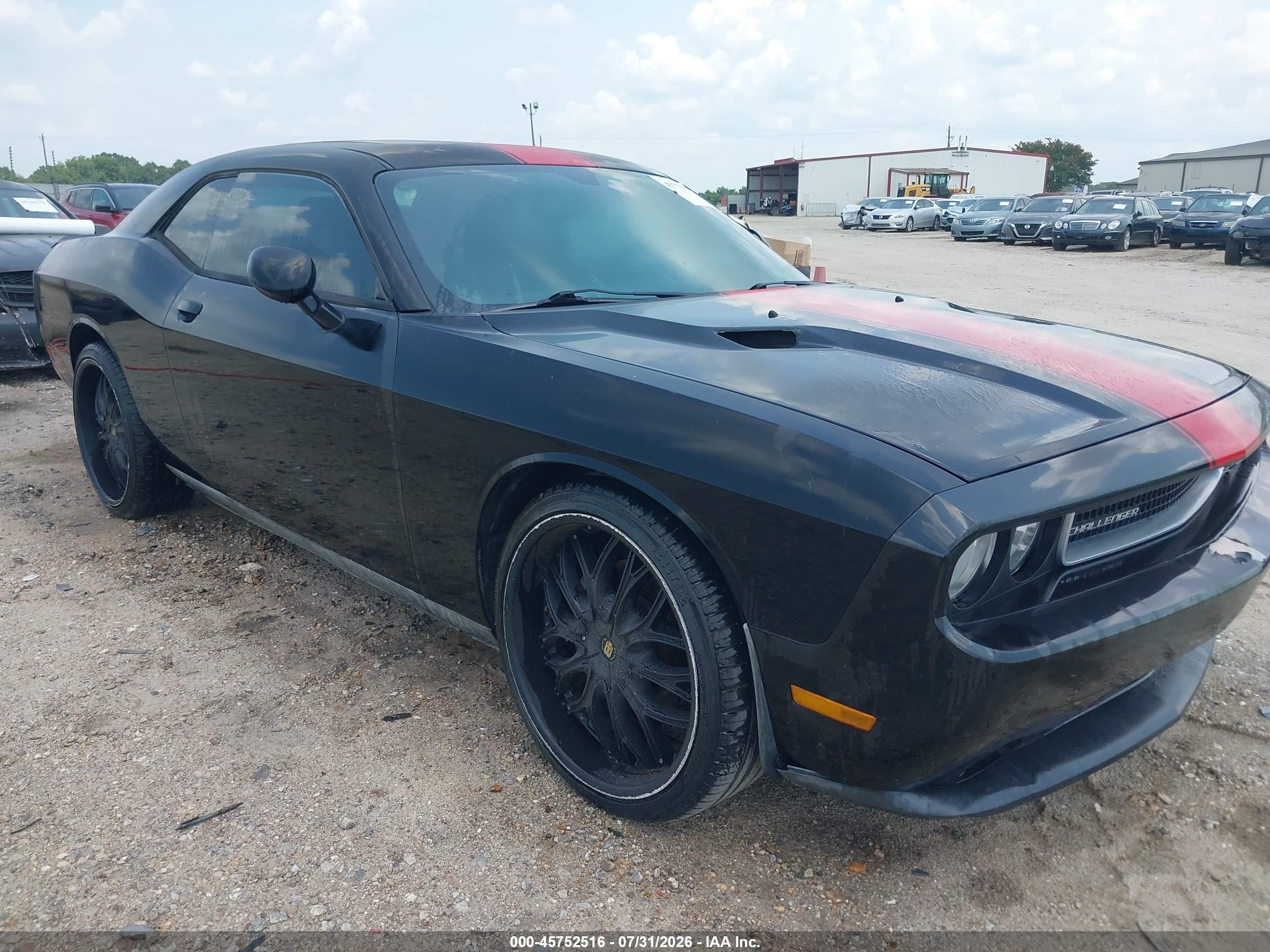 2013 Dodge Challenger SXT, VIN 2C3CDYAGXDH579032 — Normal wear