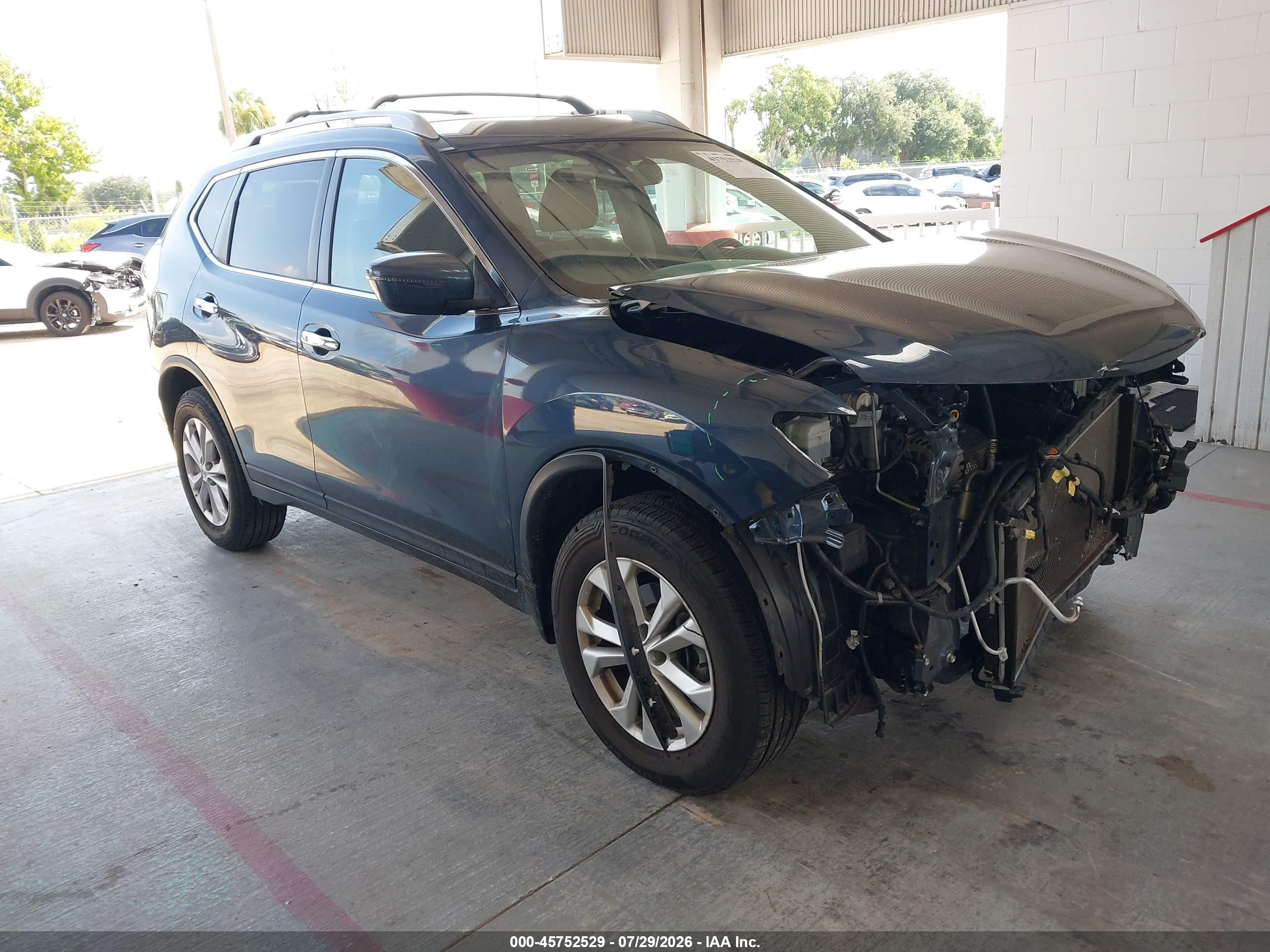 2016 Nissan Rogue SV, VIN KNMAT2MV8GP734397 — Front end