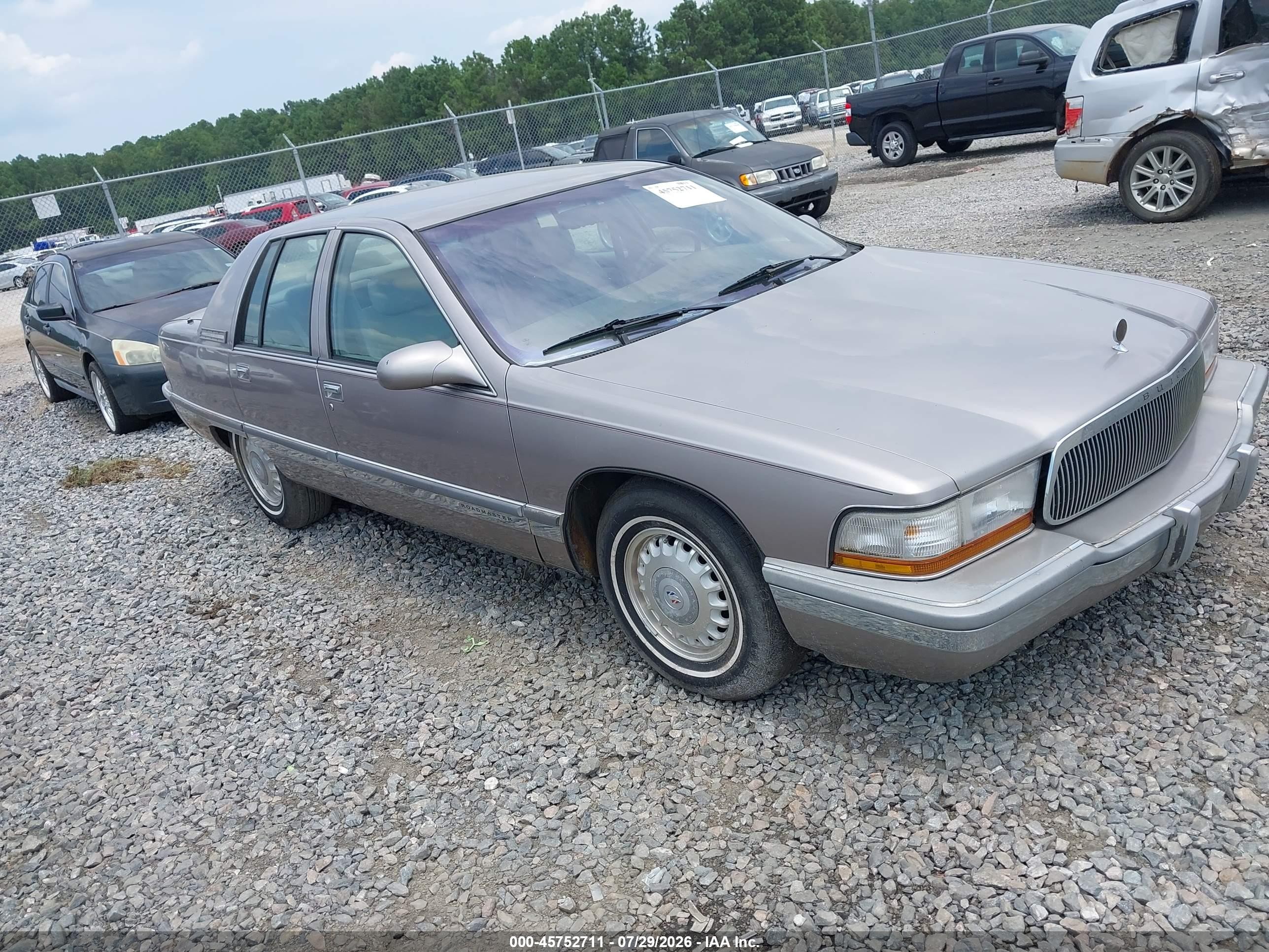 1996 Buick Roadmaster Limited Collectors Edition, VIN 1G4BT52P0TR404256 — Обычный износ