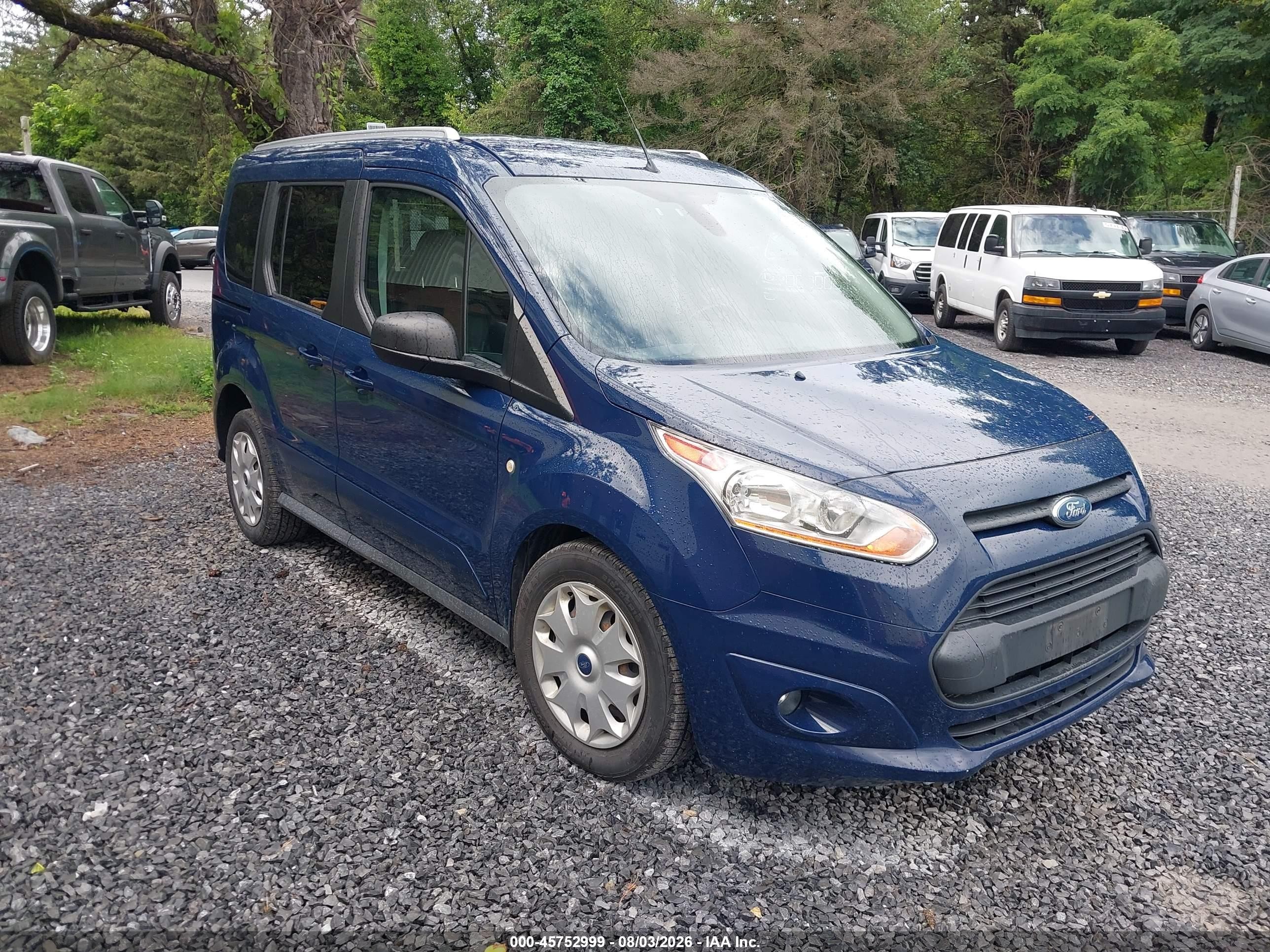 2018 Ford Transit Connect XLT, VIN NM0AE8F73J1343595 — Normal wear