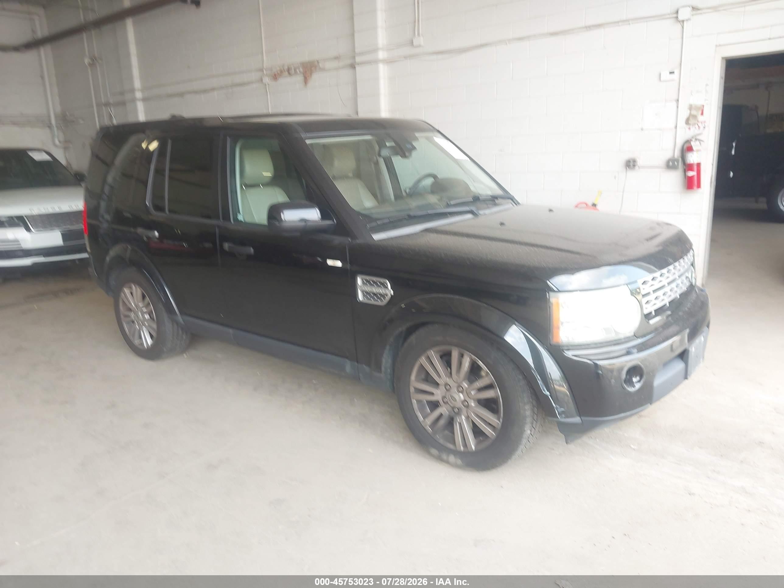 2010 Land Rover LR4 Lux, VIN SALAK2D45AA542755 — Normal wear