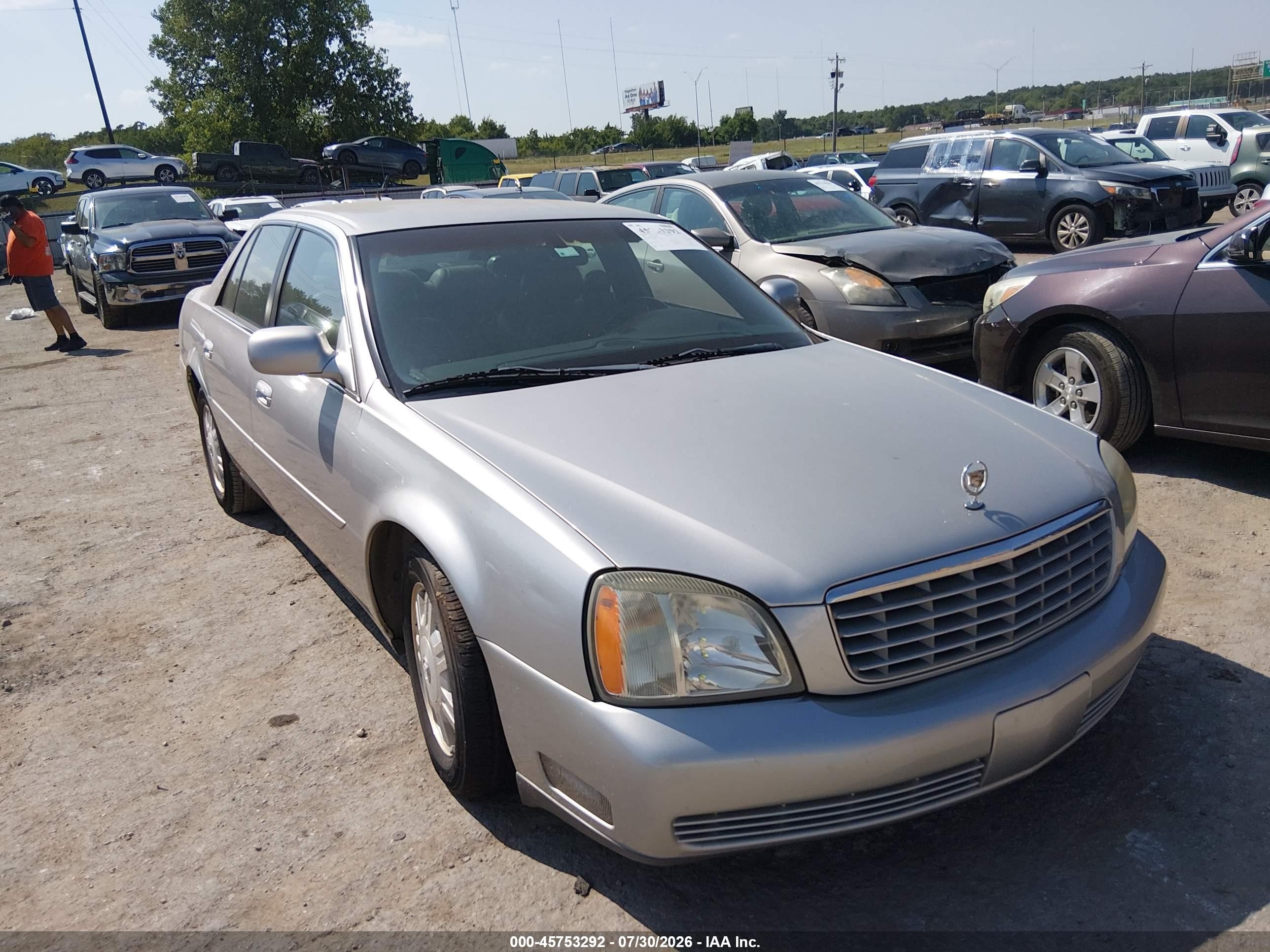 2005 Cadillac DeVille, VIN 1G6KD54Y35U200951 — Normal wear