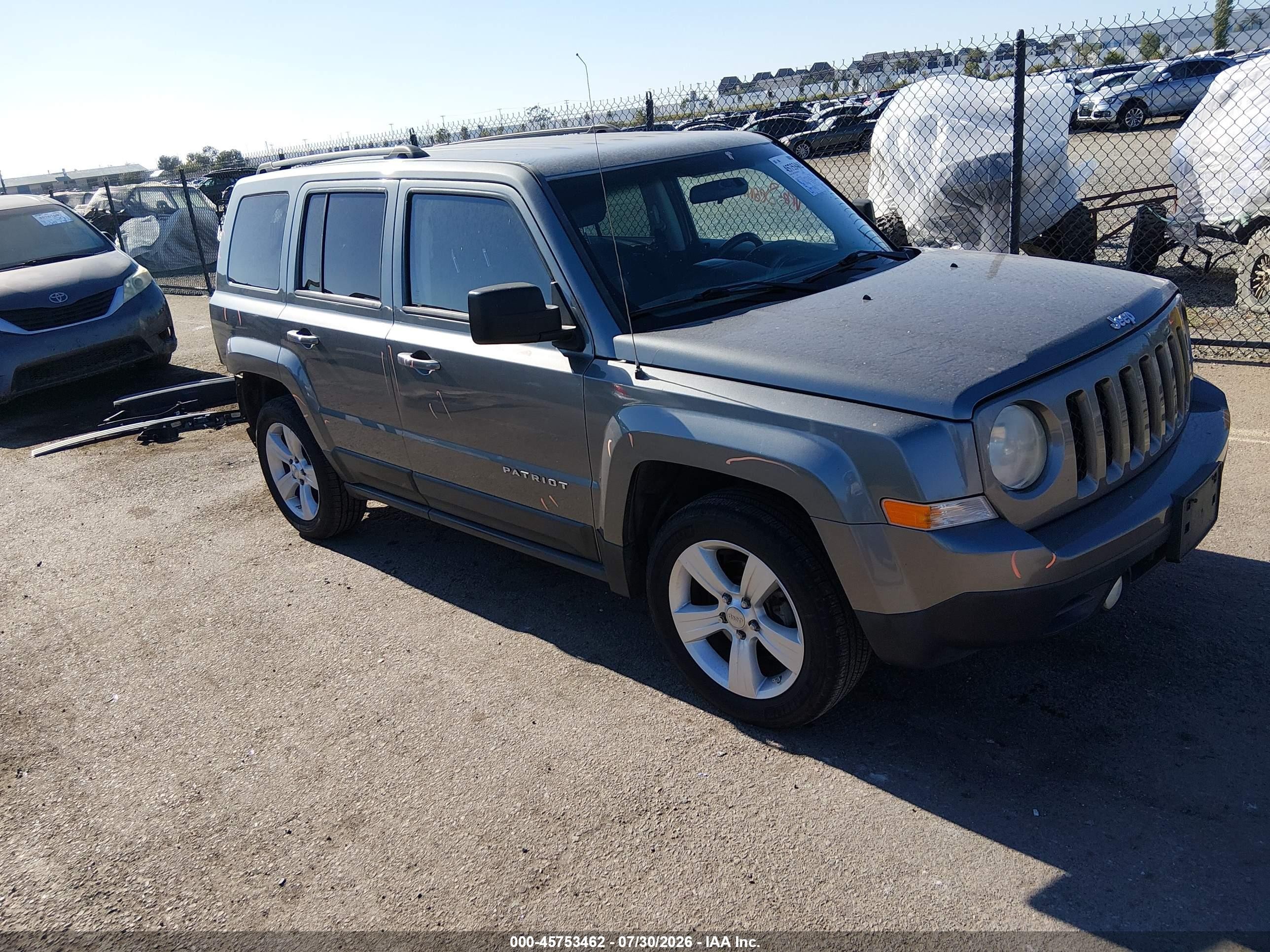 2012 Jeep Patriot Latitude, VIN 1C4NJPFB6CD639730 — Rear end