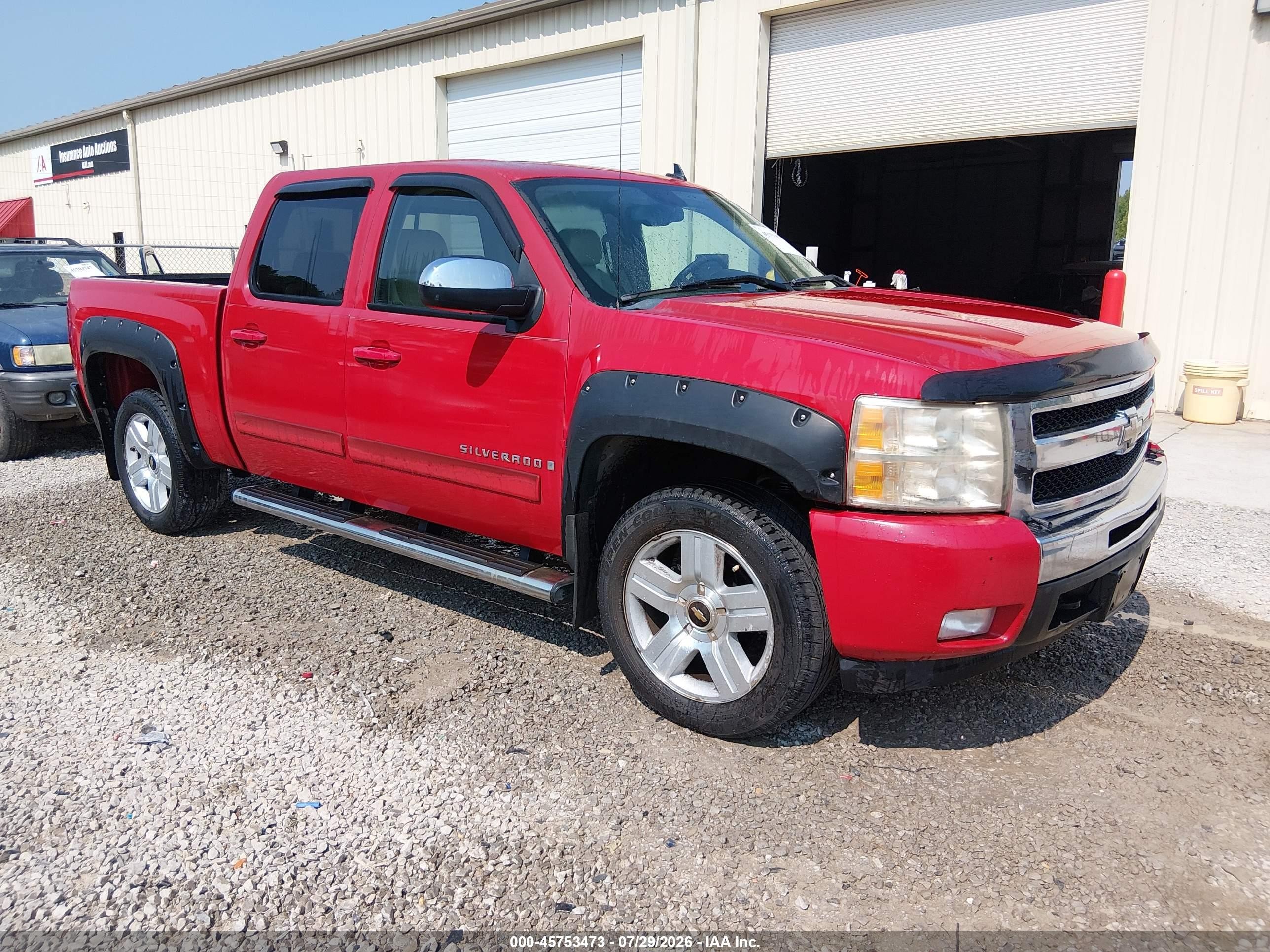 2007 Chevrolet Silverado 1500 LTZ, VIN 2GCEK13M771515967 — Normal wear