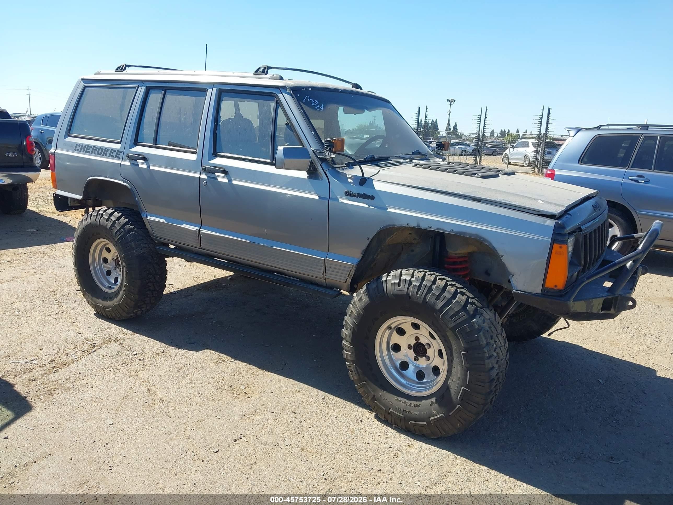 1991 Jeep Cherokee Country, VIN 1J4FJ78S6ML589110 — Normal wear
