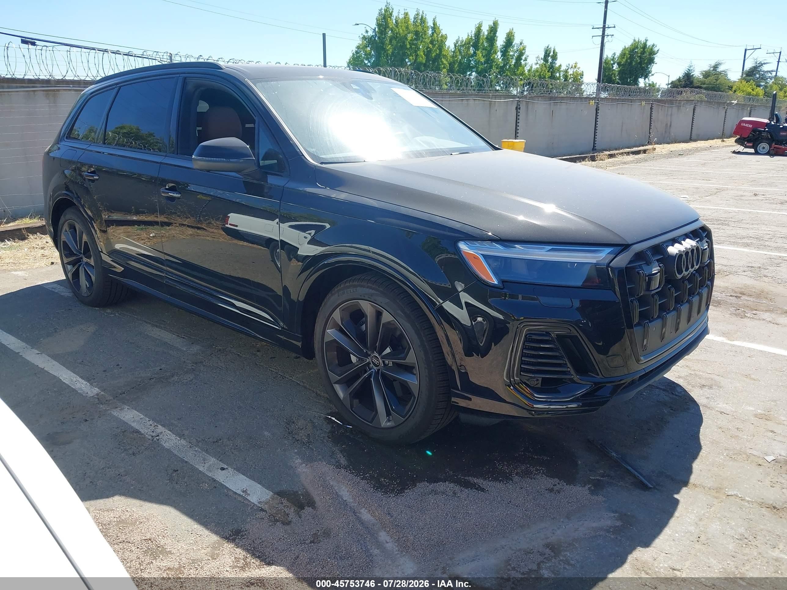 2026 Audi Q7 Premium Plus, VIN WA1LVBF70TD002126 — Front end
