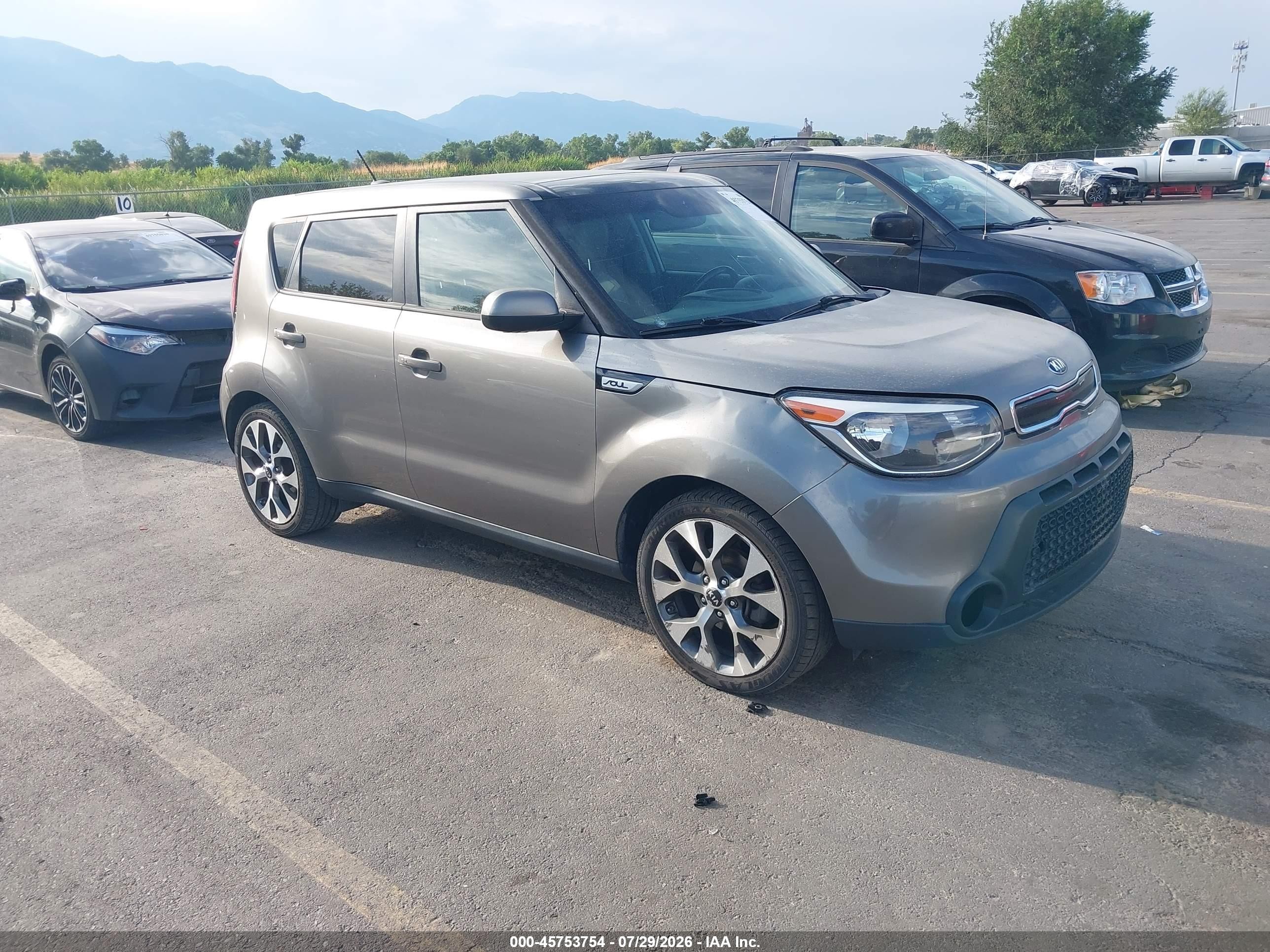 2016 Kia Soul +, VIN KNDJP3A51G7265815 — Normal wear