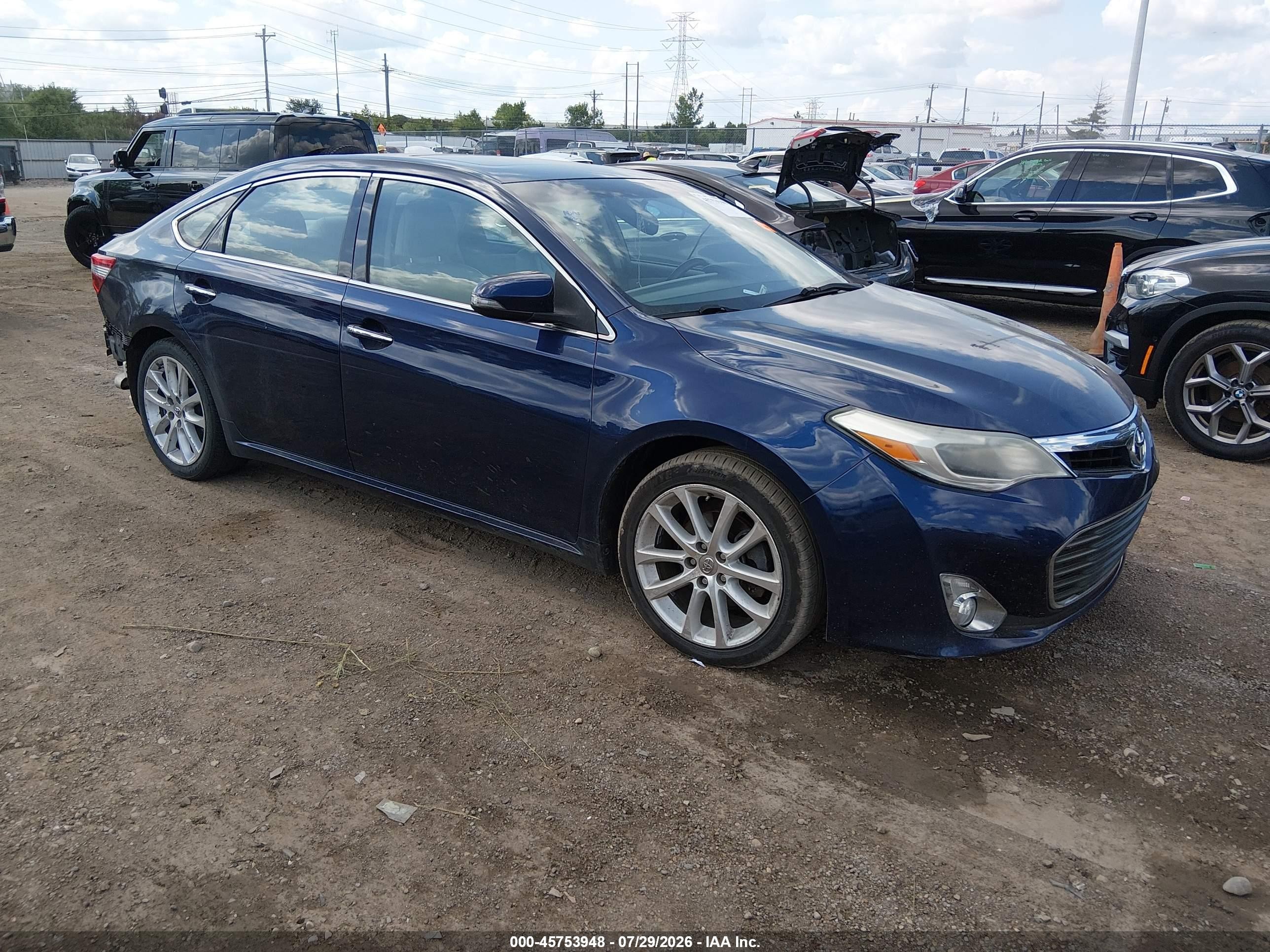 2013 Toyota Avalon XLE Touring, VIN 4T1BK1EB4DU030454 — Rear end