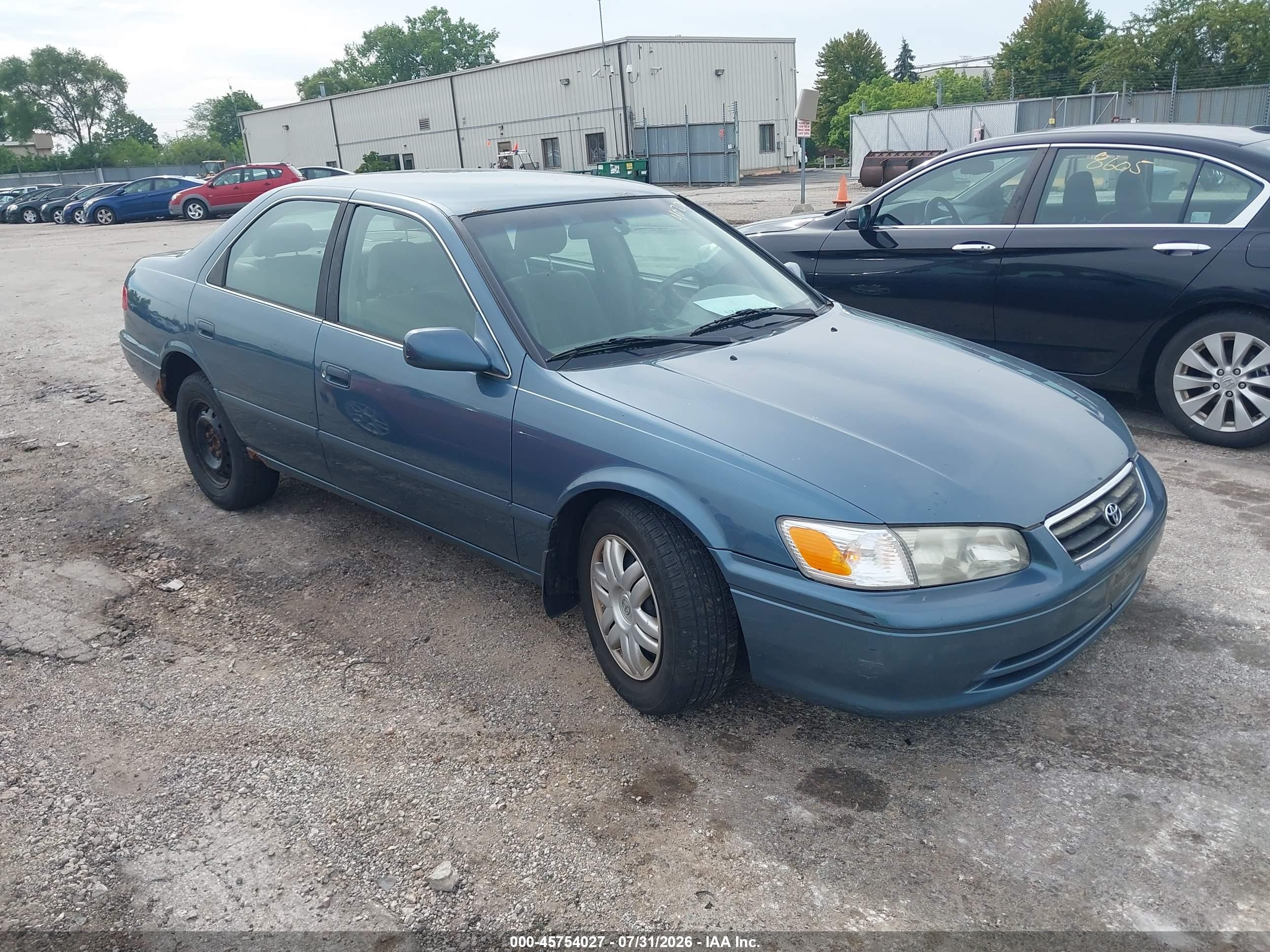 2000 Toyota Camry CE, VIN 4T1BG22K1YU740672 — Normal wear
