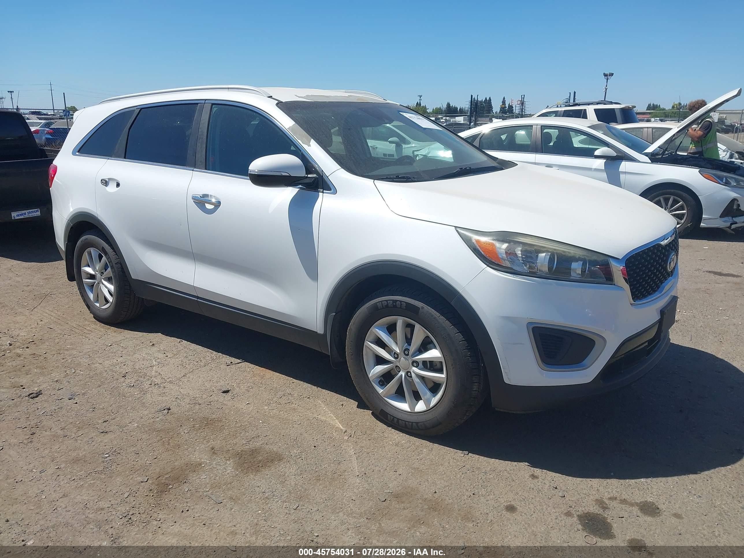 2017 Kia Sorento LX, VIN 5XYPG4A57HG227509 — Normal wear
