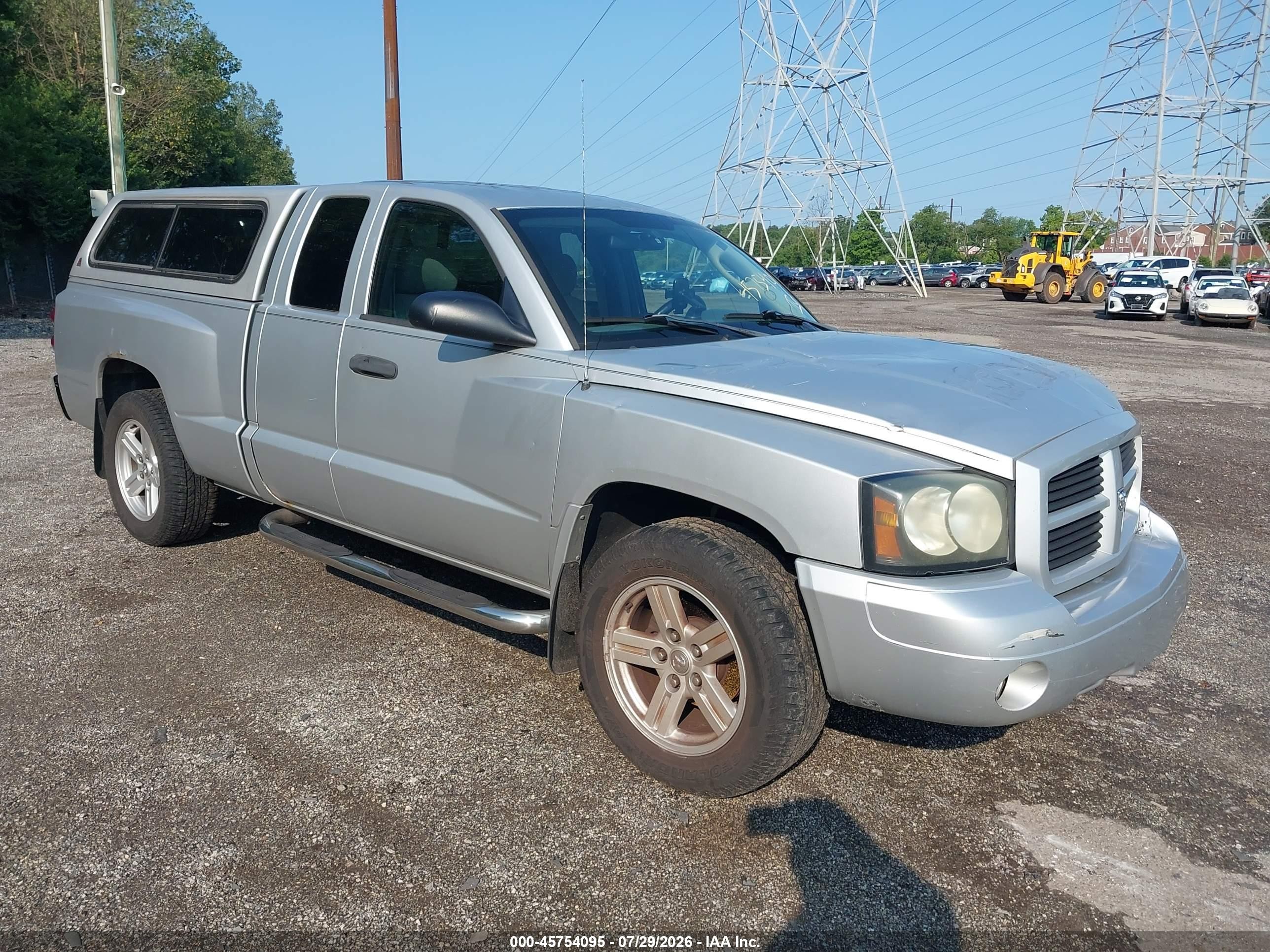 2007 Dodge Dakota SLT, VIN 1D7HW42K37S216016 — Не указано
