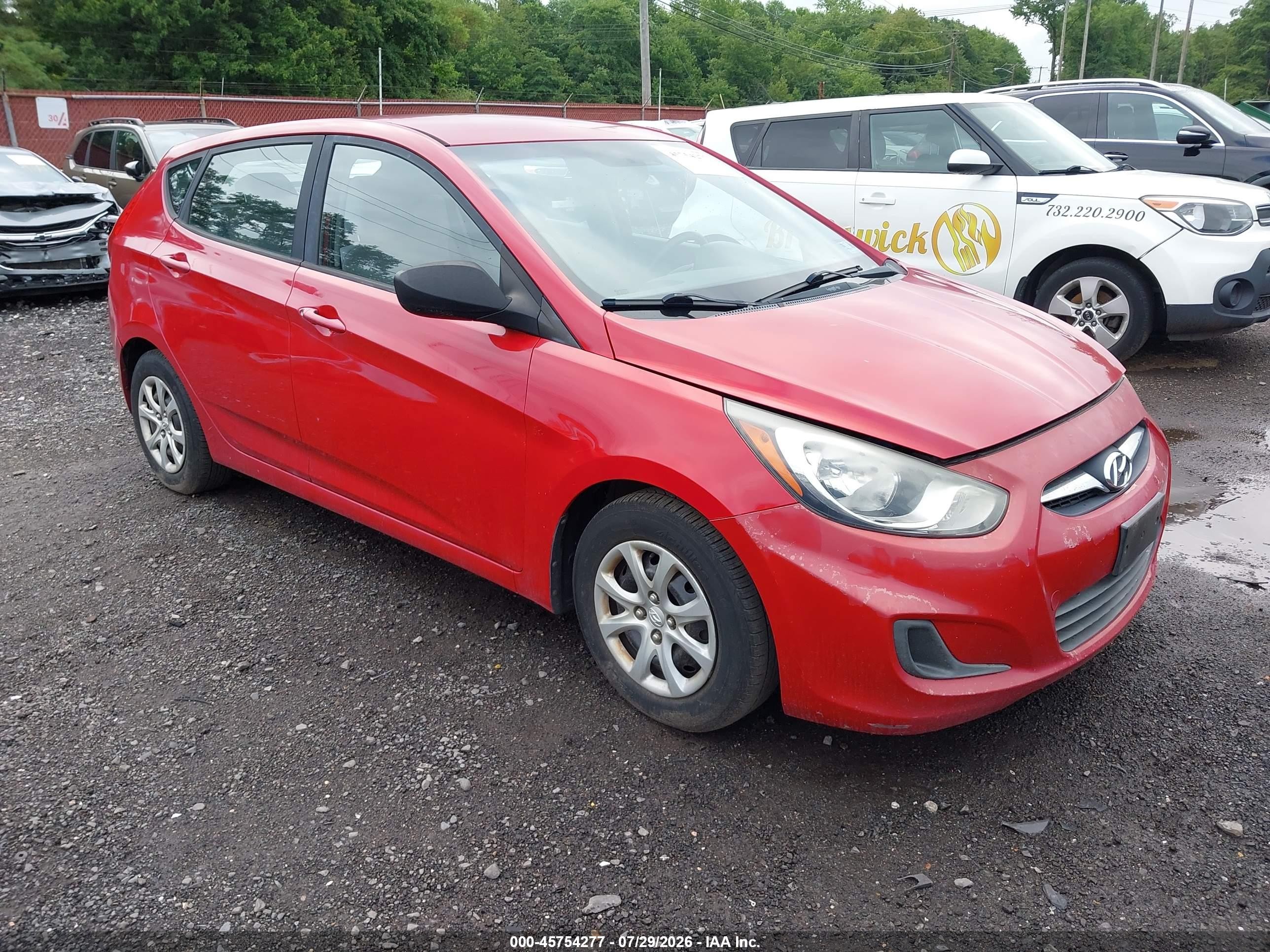 2012 Hyundai Accent GS, VIN KMHCT5AE2CU032923 — Normal wear
