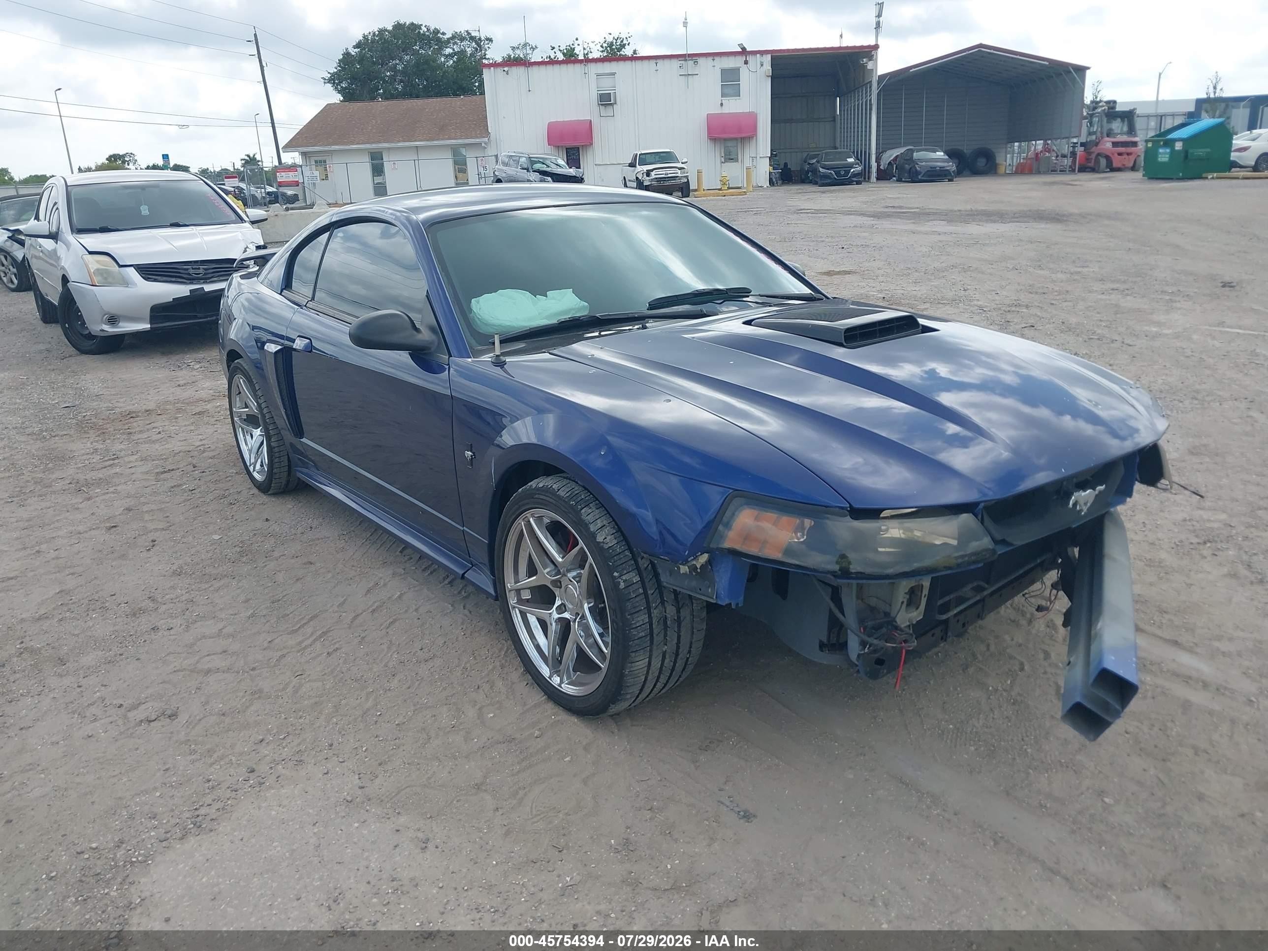 2003 Ford Mustang Premium Mach 1, VIN 1FAFP42R53F429702 — Перед