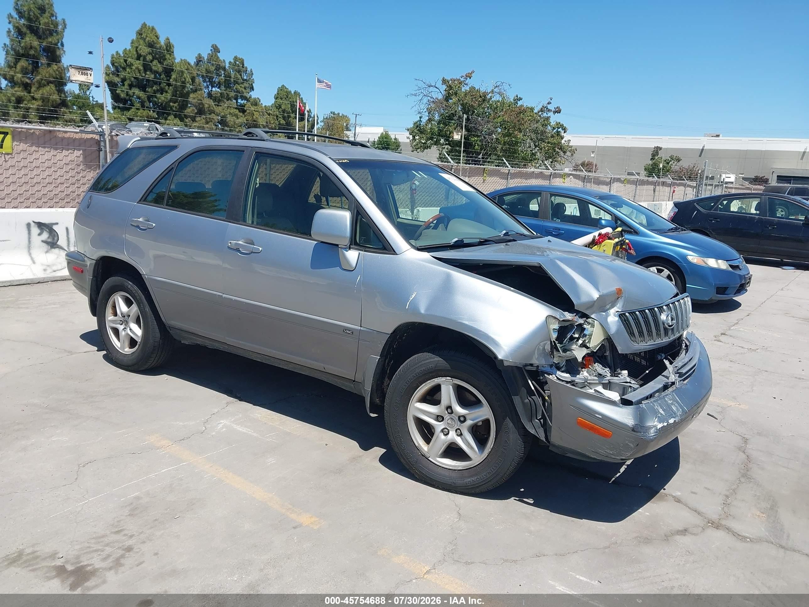 2002 Lexus RX 300, VIN JTJHF10U820292135 — Normal wear