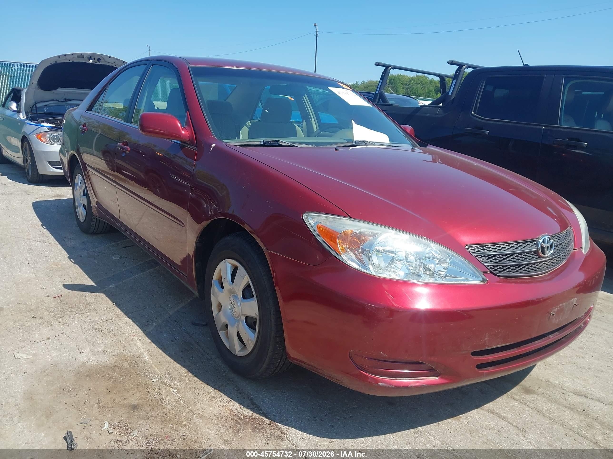 2004 Toyota Camry LE, VIN 4T1BE32K34U316013 — Normal wear