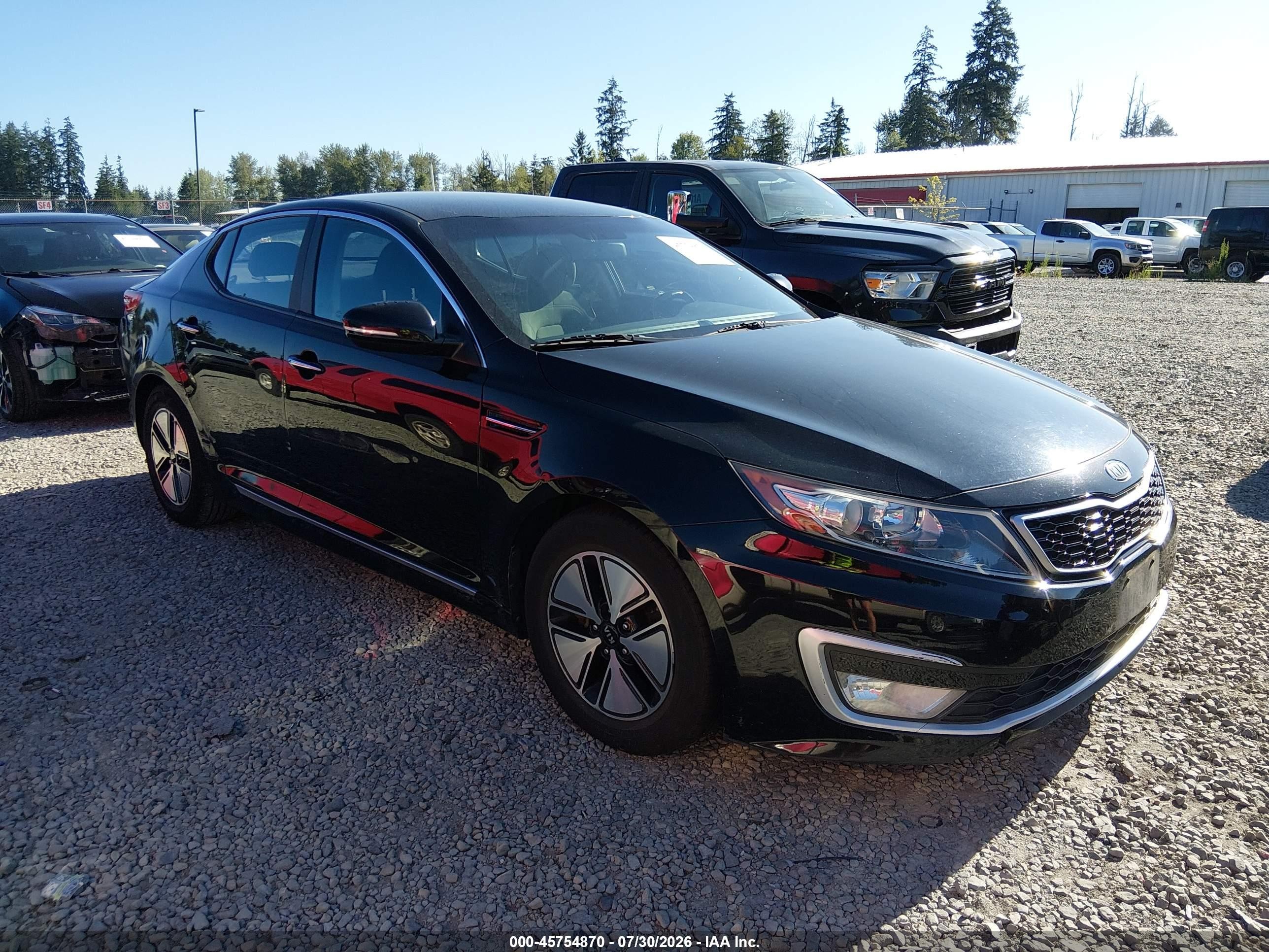 2012 Kia Optima Hybrid, VIN KNAGM4ADXC5012091 — Side