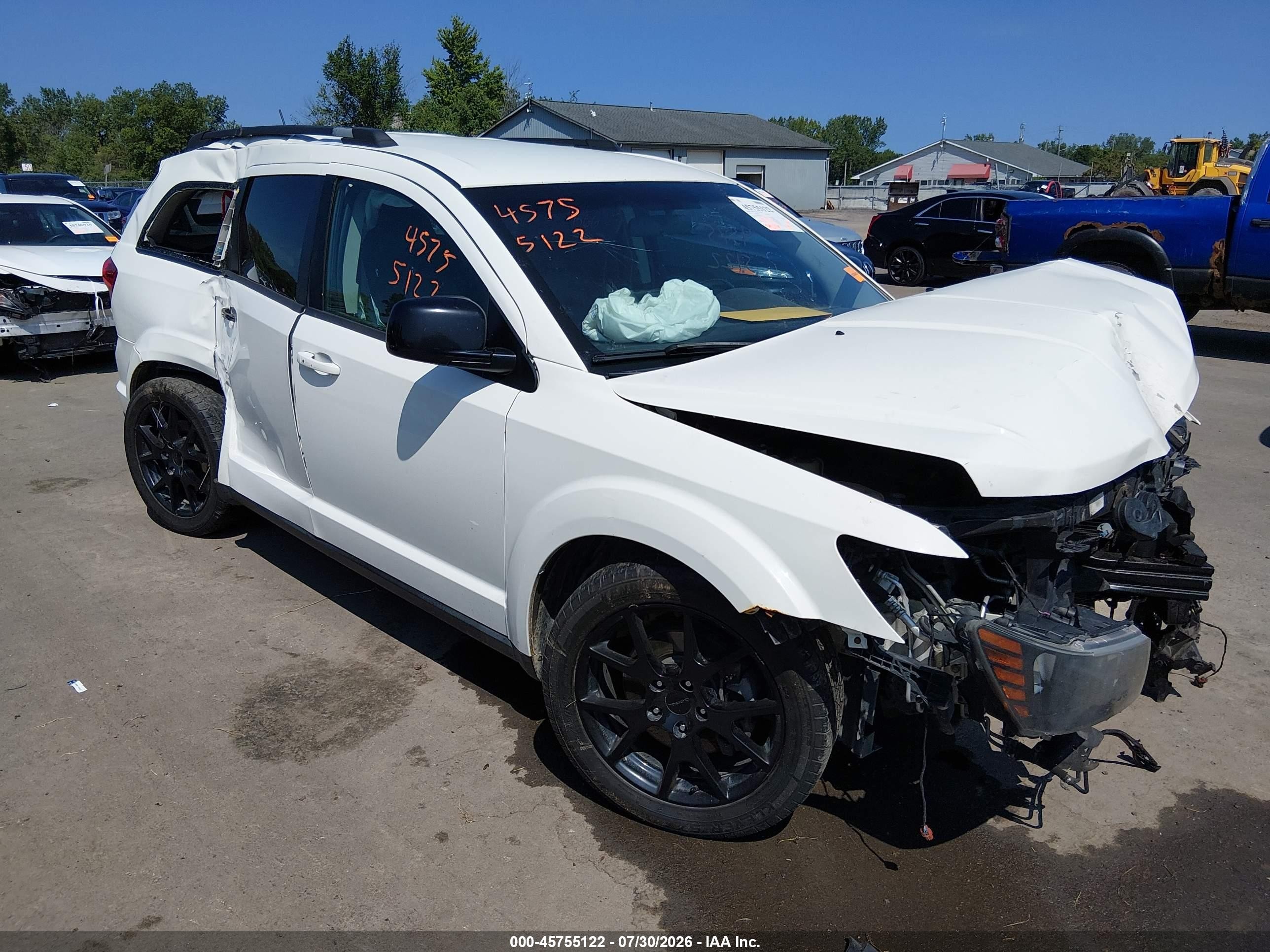 2013 Dodge Journey SXT, VIN 3C4PDCBB0DT679392 — Front end