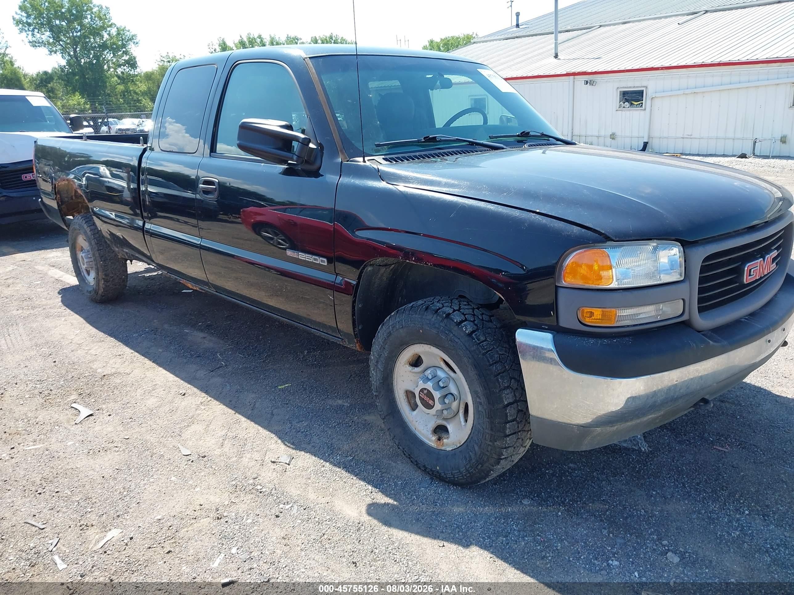 2000 GMC Sierra 2500 SLE, VIN 1GTGC29U4YE121152 — Normal wear
