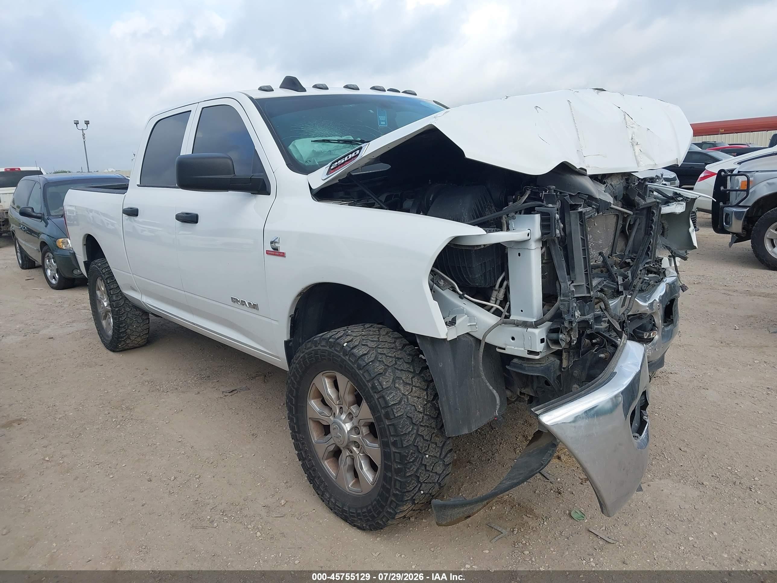 2022 Ram 2500 Tradesman, VIN 3C6UR5CLXNG220654 — Front end