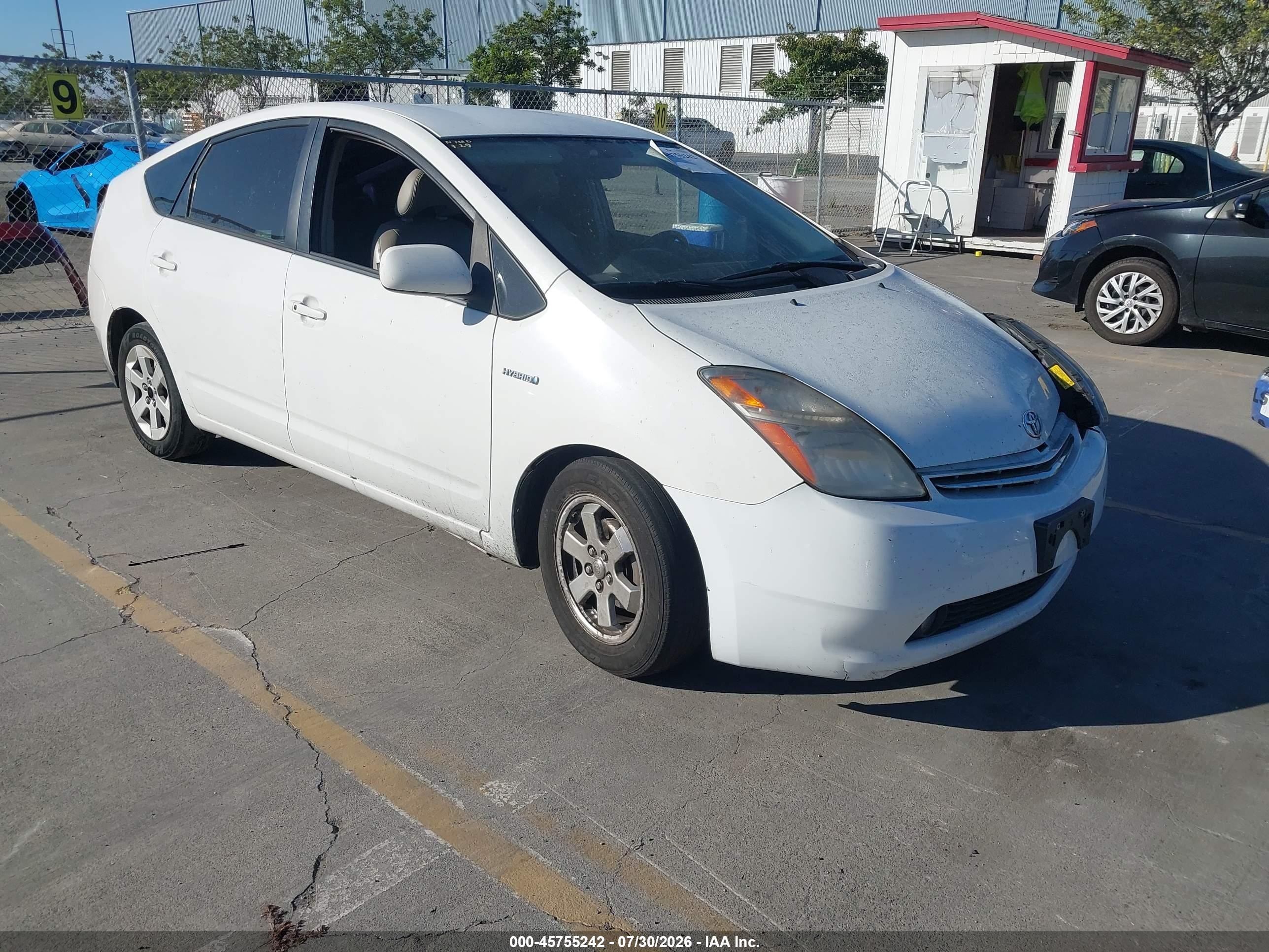 2009 Toyota Prius, VIN JTDKB20U997877737 — Side