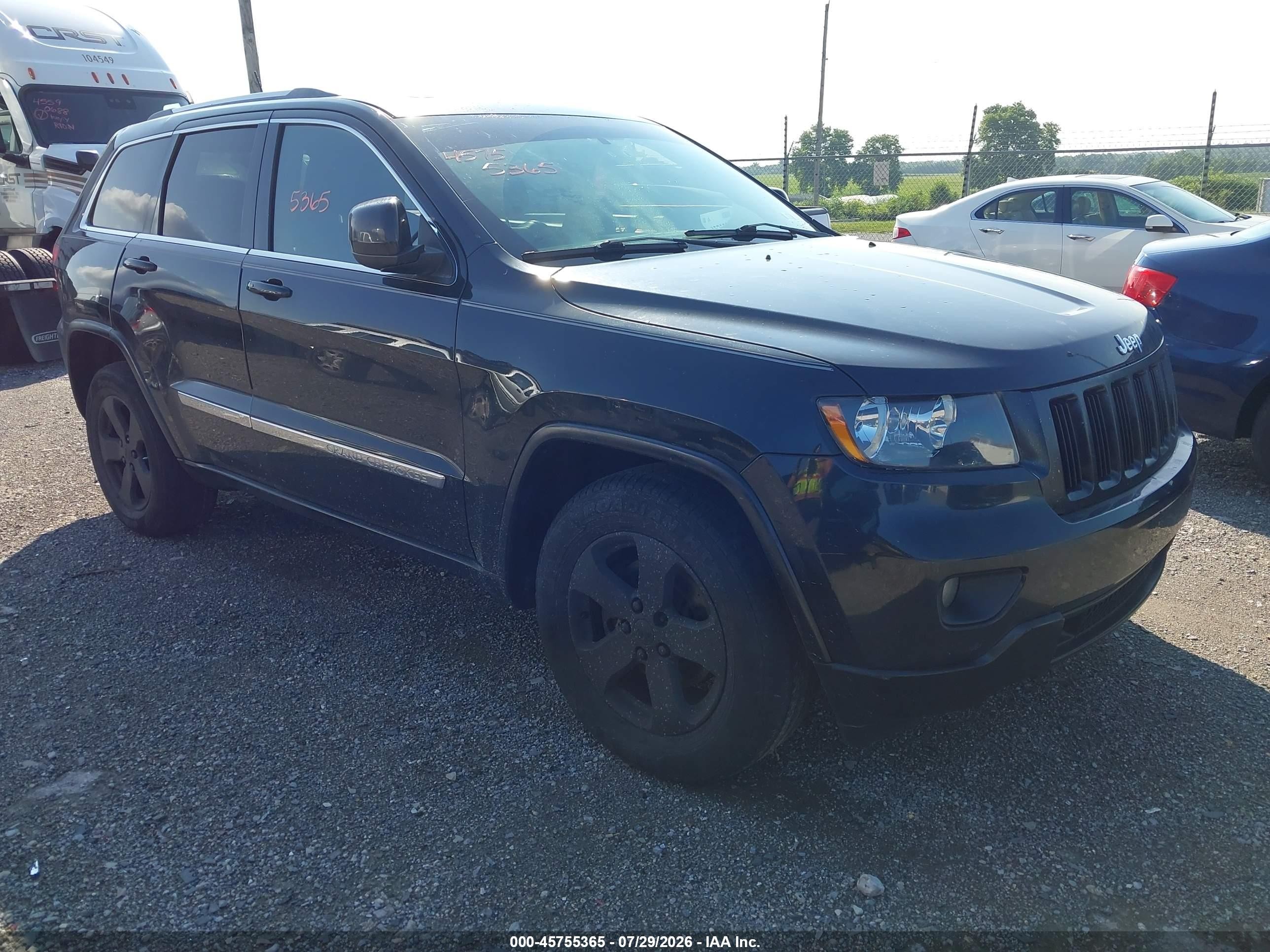 2012 Jeep Grand Cherokee Laredo, VIN 1C4RJFAG7CC105284 — Normal wear