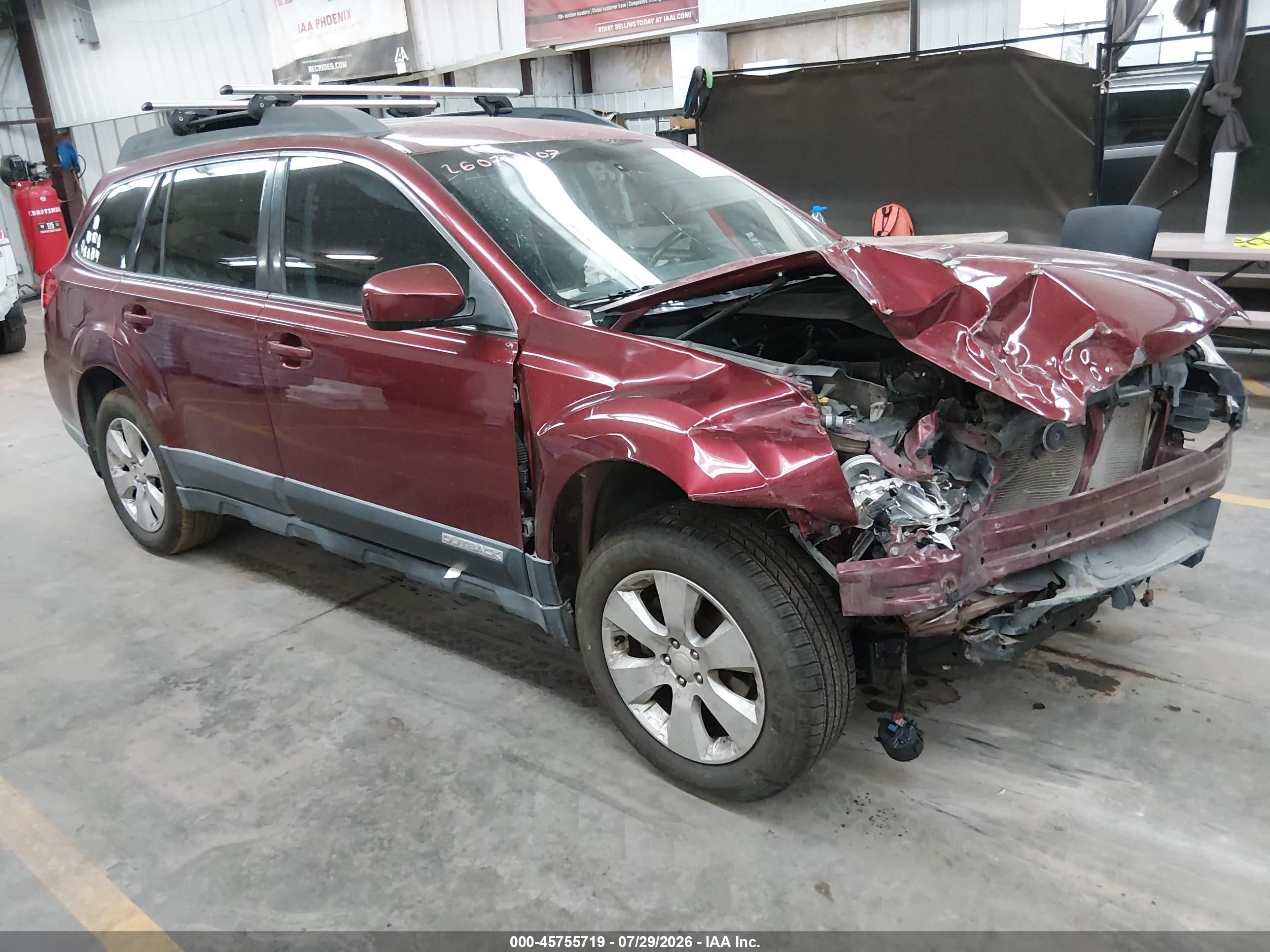 2012 Subaru Outback Prem, VIN 4S4BRBCCXC3215853 — Front end