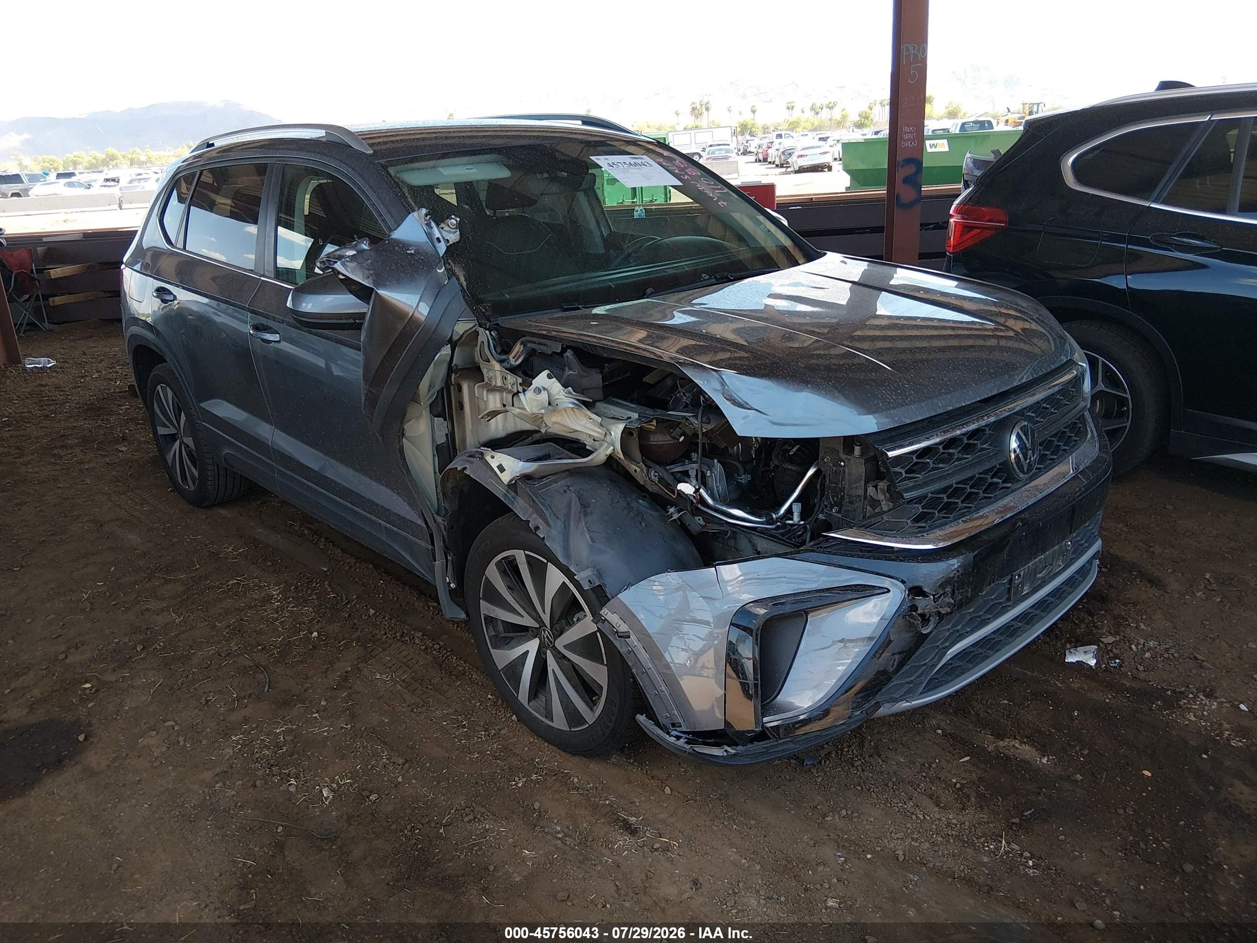2024 Volkswagen Taos SE, VIN 3VVSX7B28RM048689 — Front end