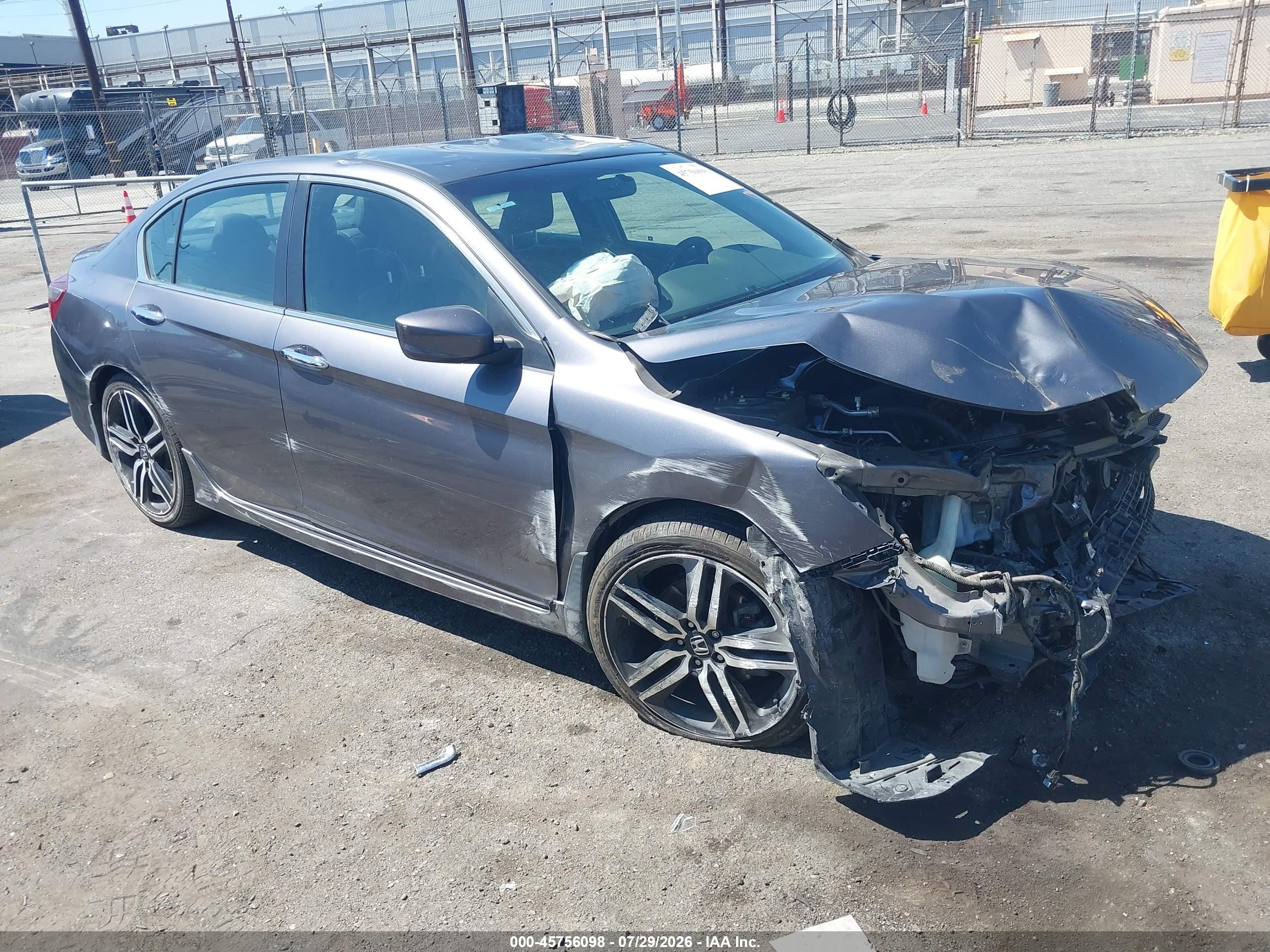 2017 Honda Accord Sport SE, VIN 1HGCR2F13HA084093 — Front end