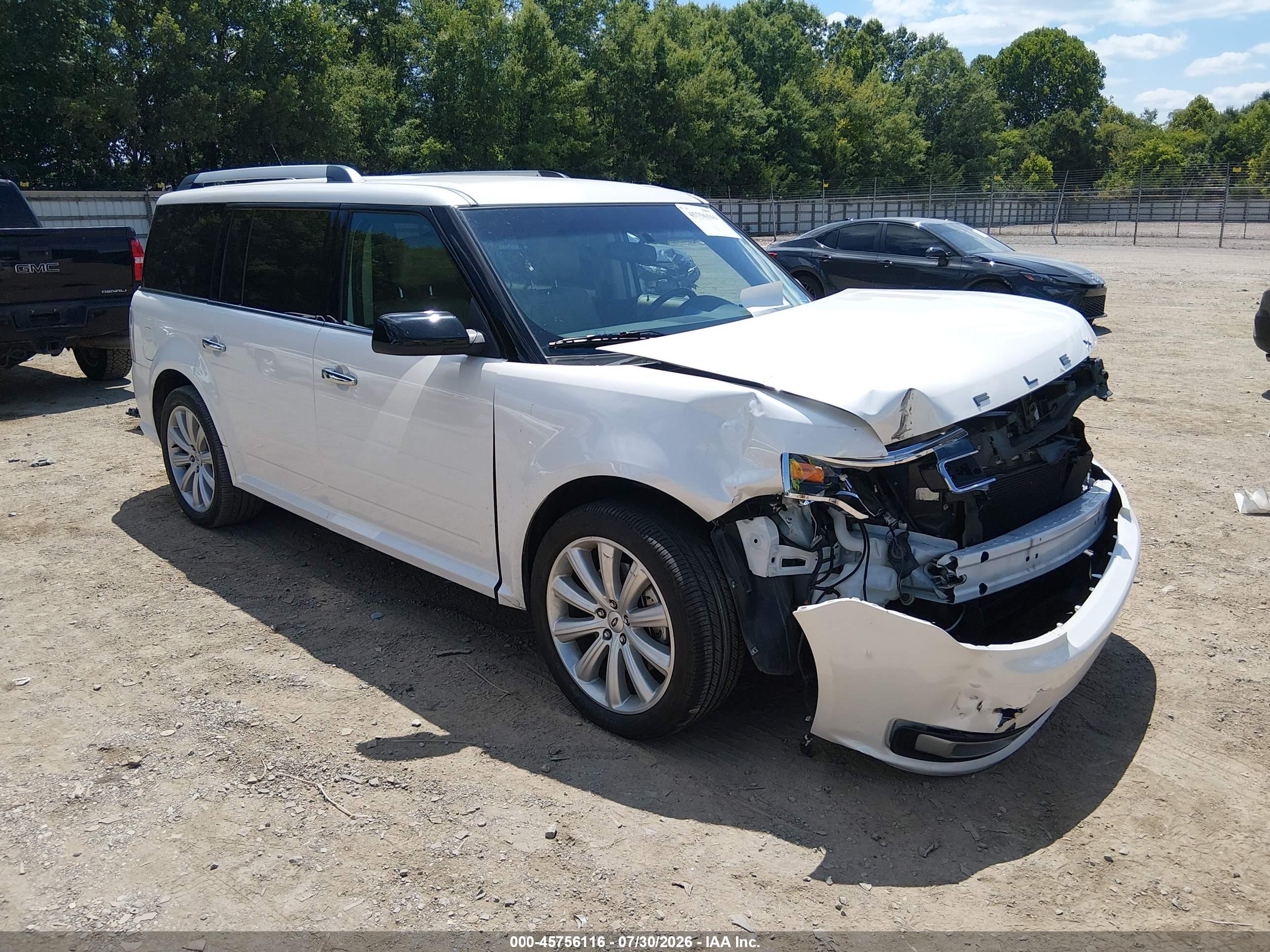 2016 Ford Flex SEL, VIN 2FMGK5C84GBA00773 — Front end