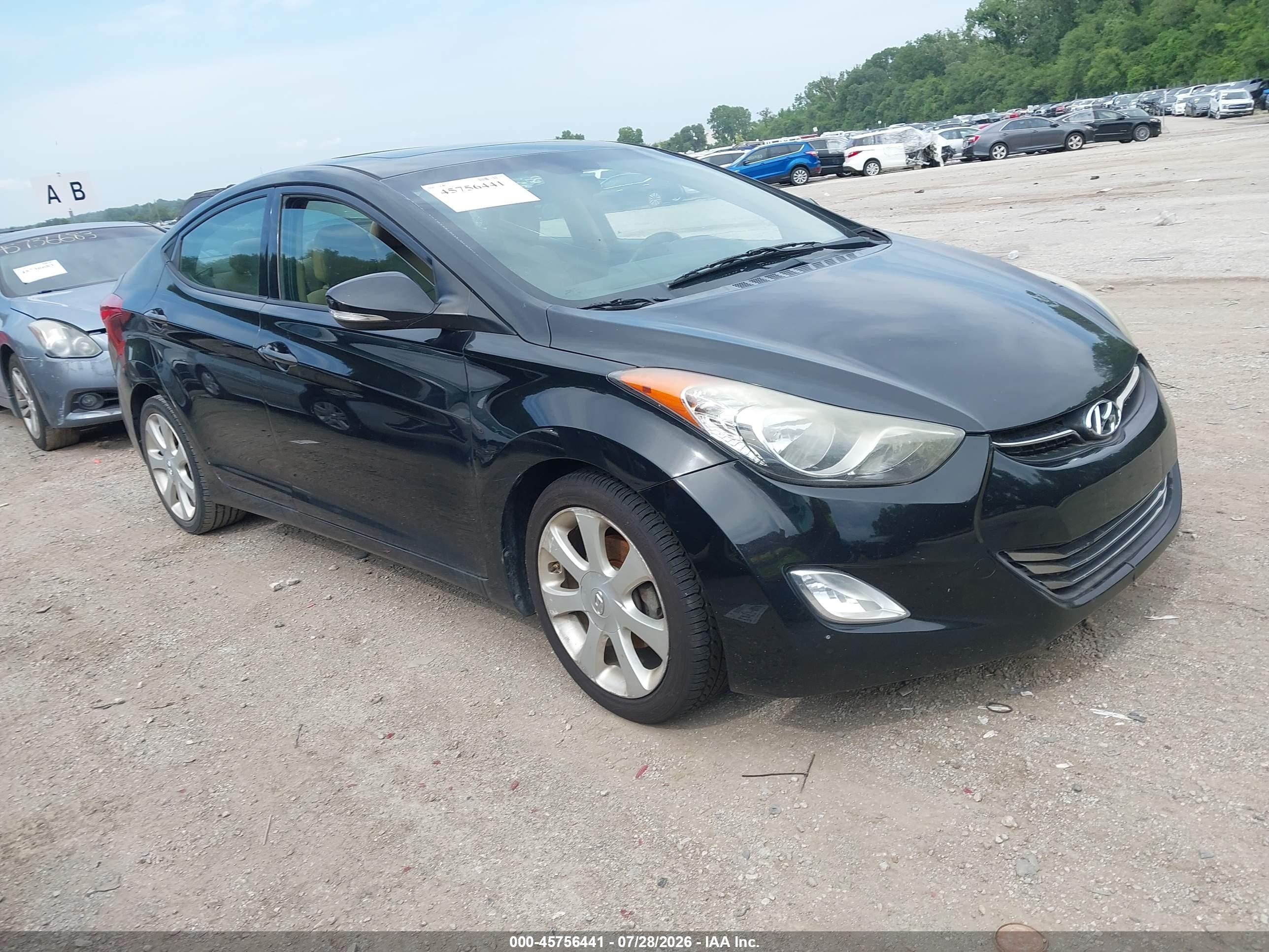 2013 Hyundai Elantra GLS, VIN 5NPDH4AE8DH388969 — Normal wear