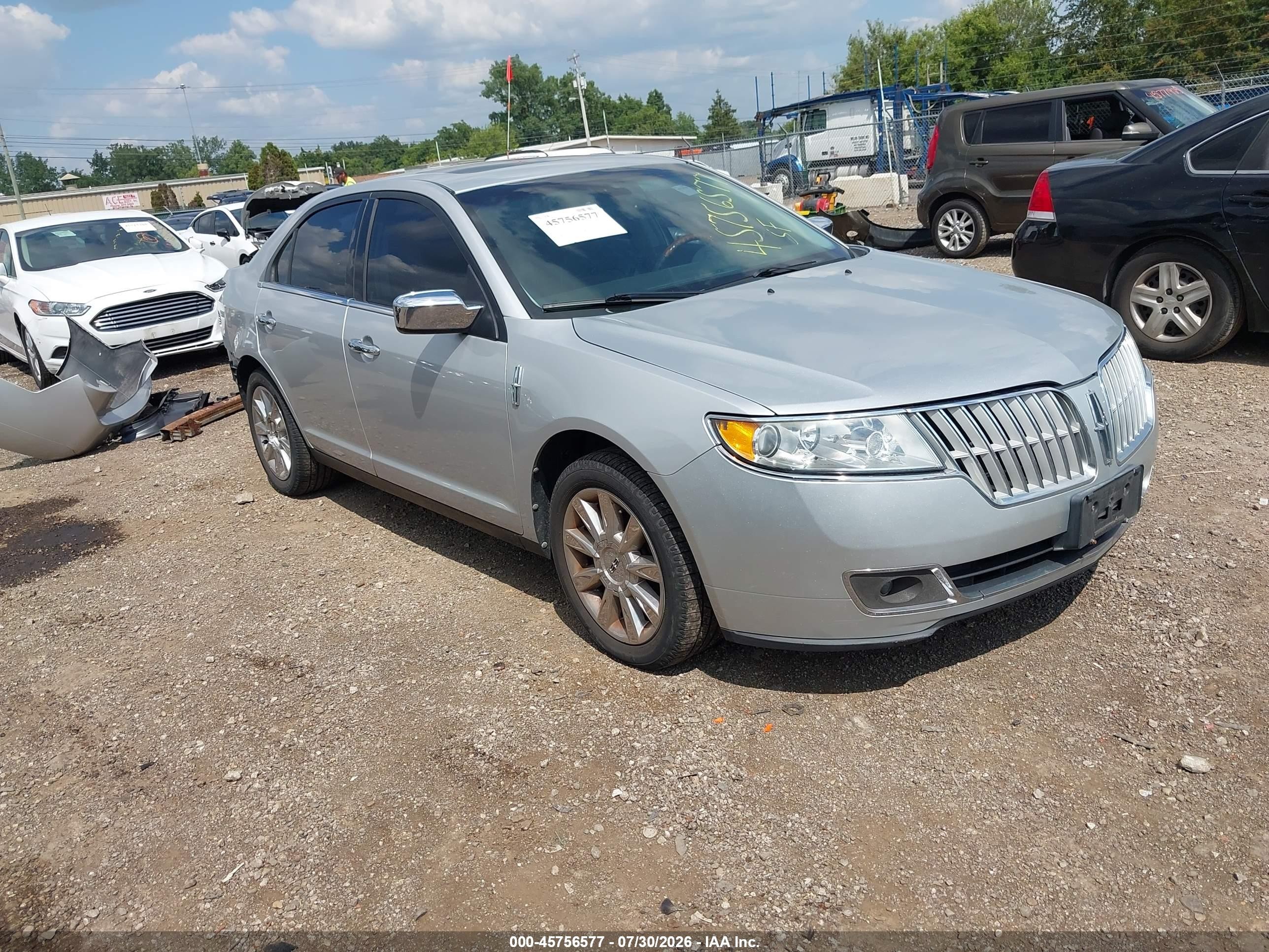 2010 Lincoln MKZ, VIN 3LNHL2GC9AR641330 — Rear end