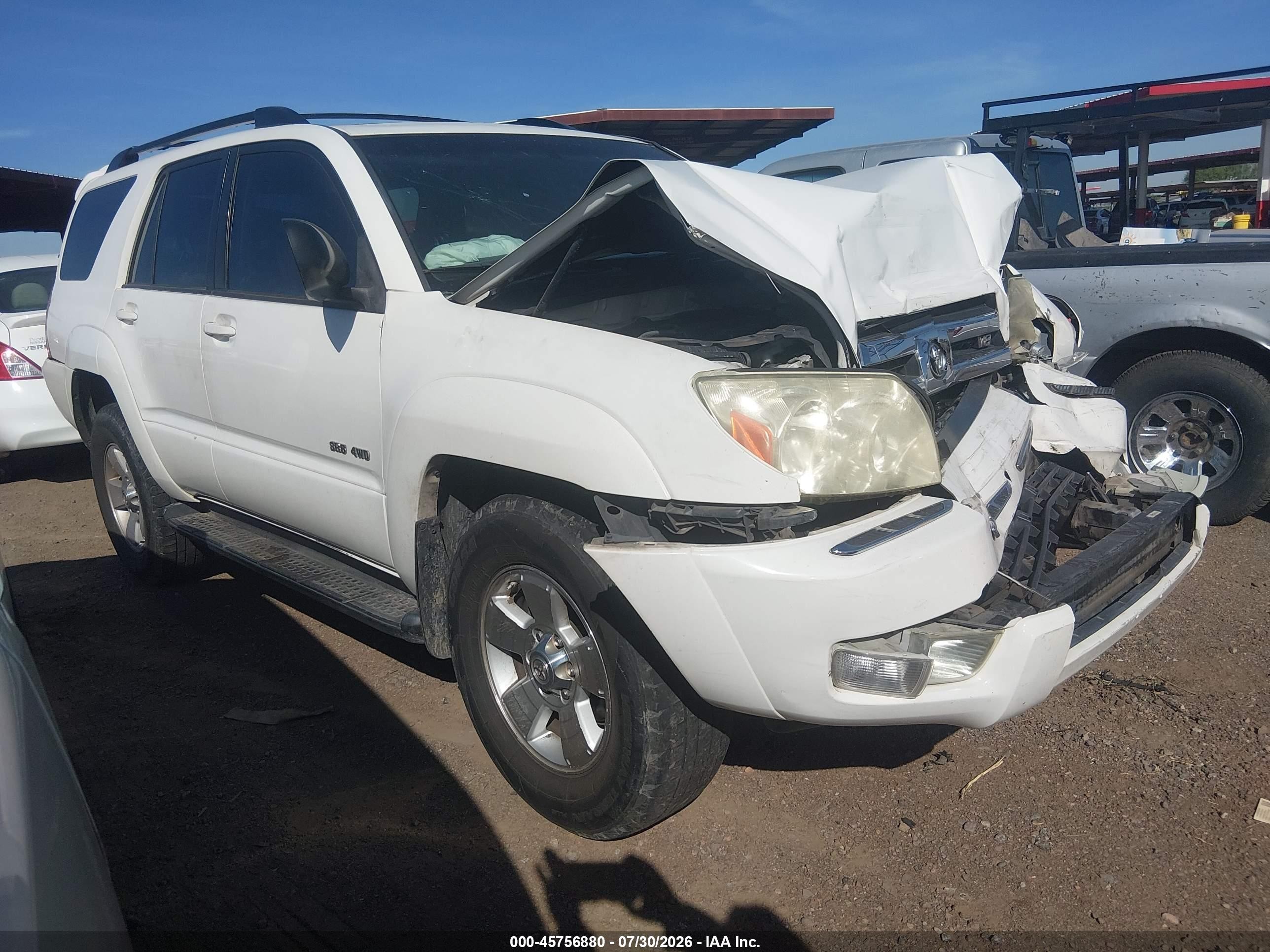 2005 Toyota 4Runner SR5, VIN JTEBT14R758022841 — Front end