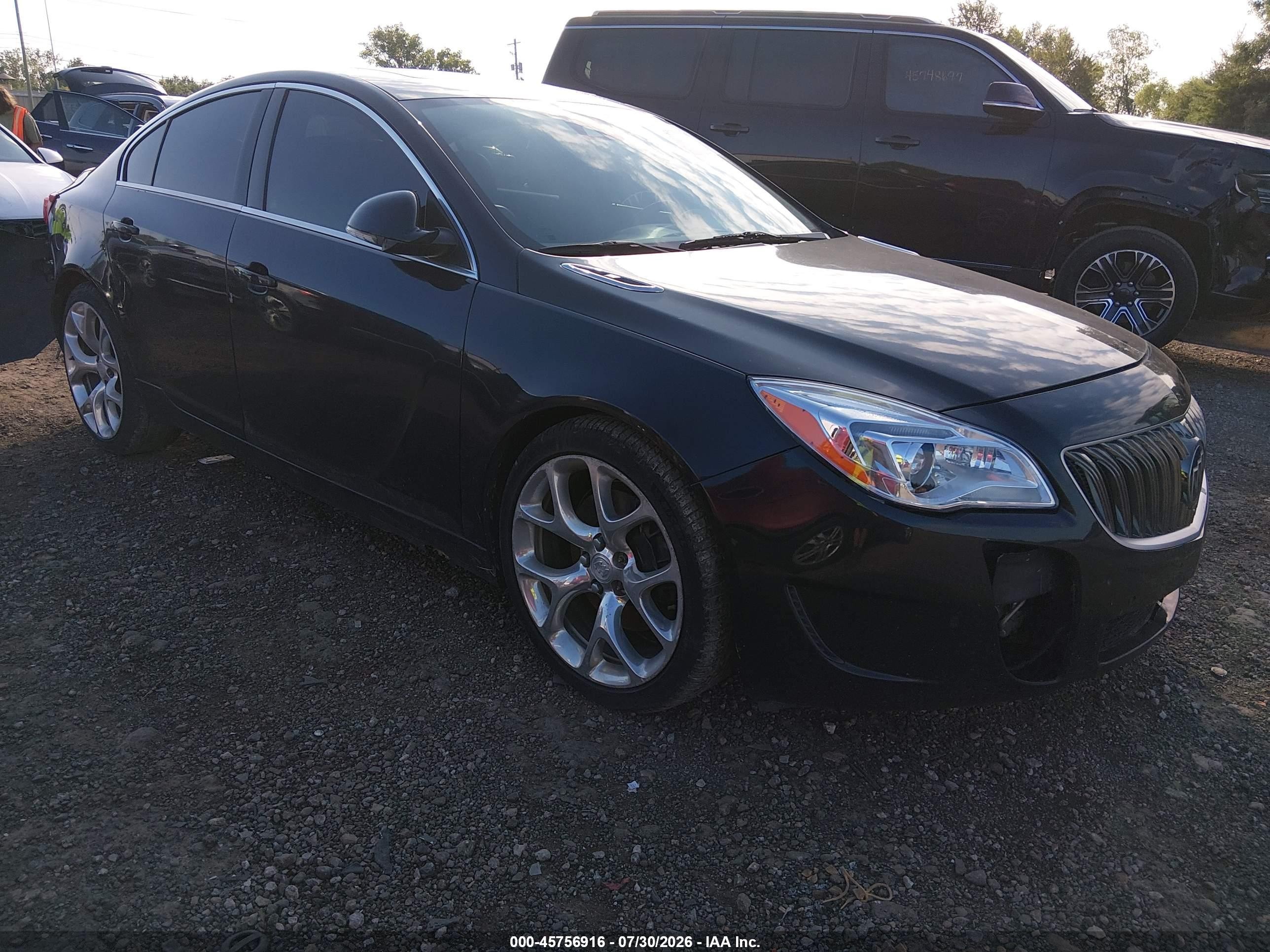 2015 Buick Regal GS, VIN 2G4GT5GX8F9299141 — Rear end