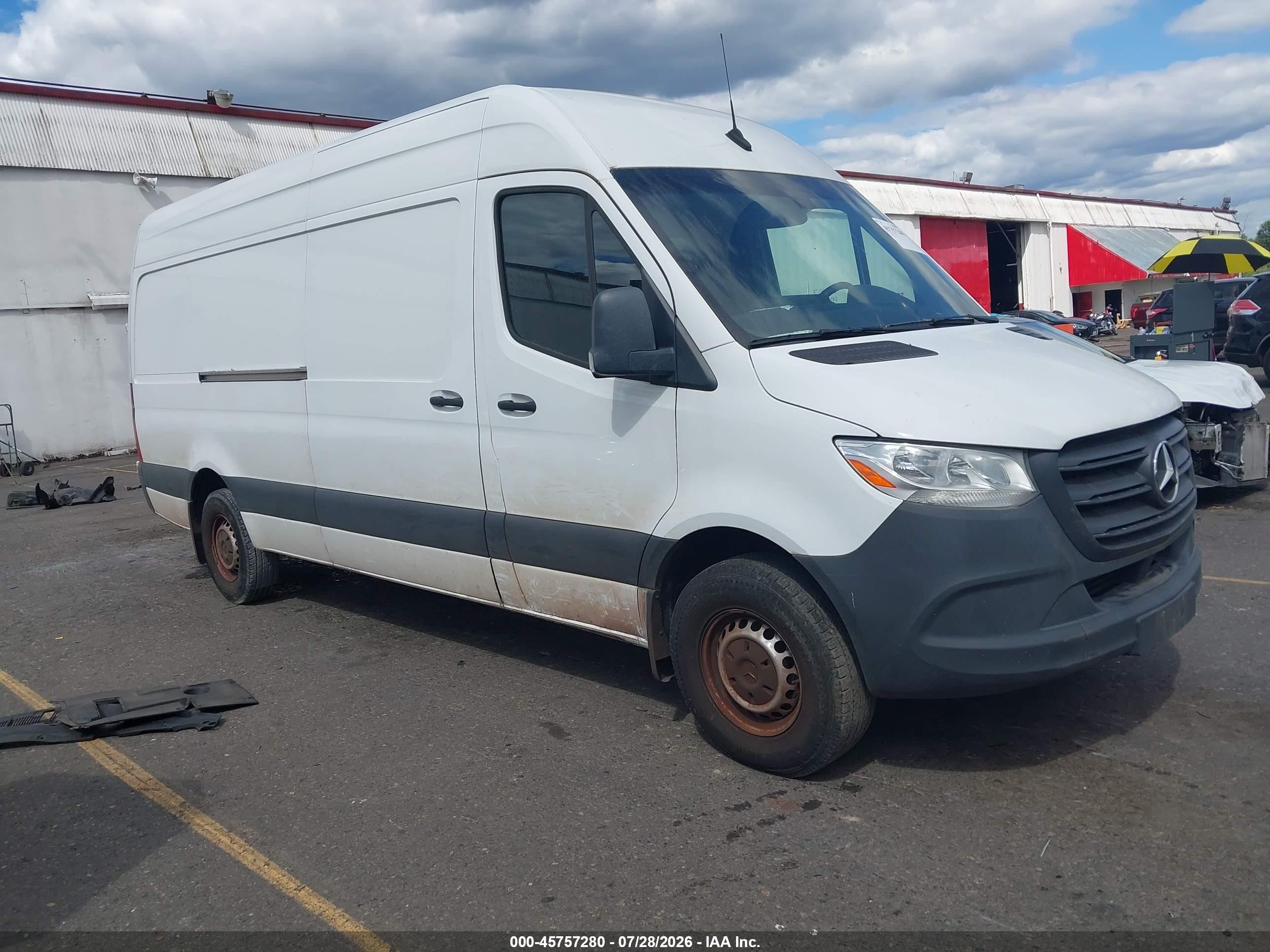 2021 Mercedes-Benz Sprinter Cargo, VIN W1Y4ECHY5MT072200 — Rear end