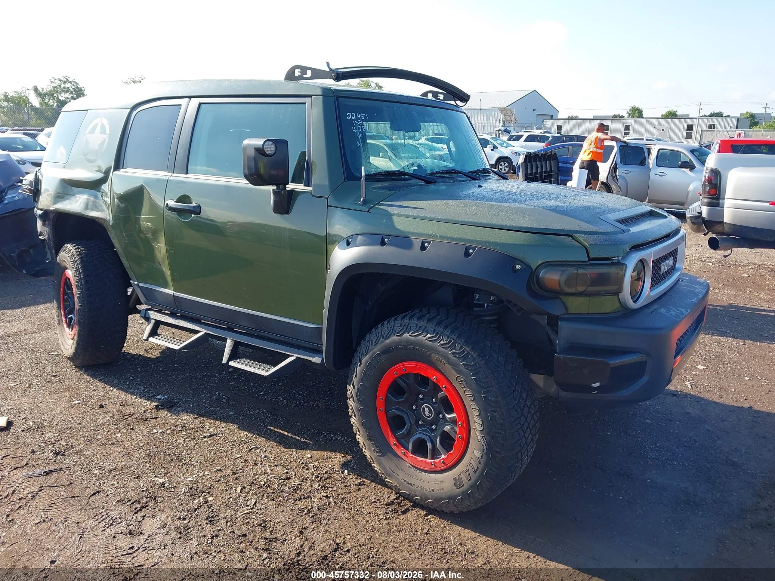 2007 Toyota FJ Cruiser, VIN JTEBU11F270070319 — Не указано
