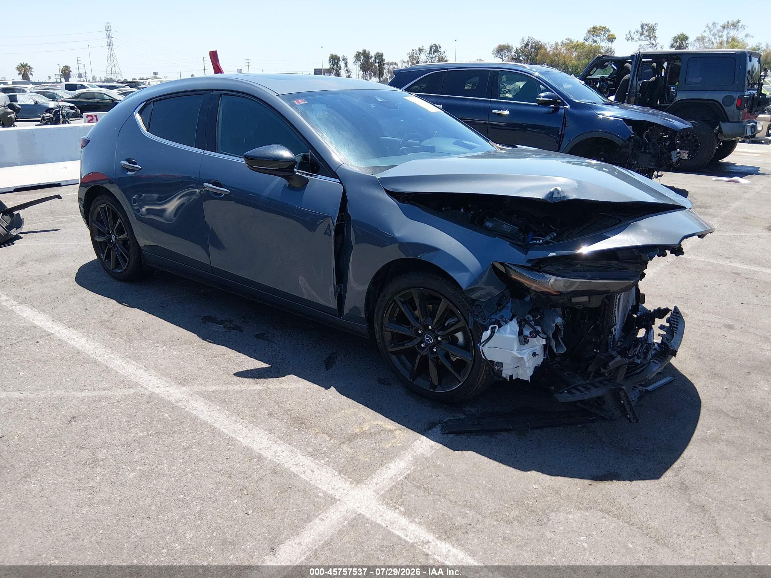 2021 Mazda 3 2.5 Turbo, VIN JM1BPBJYXM1401611 — Front end