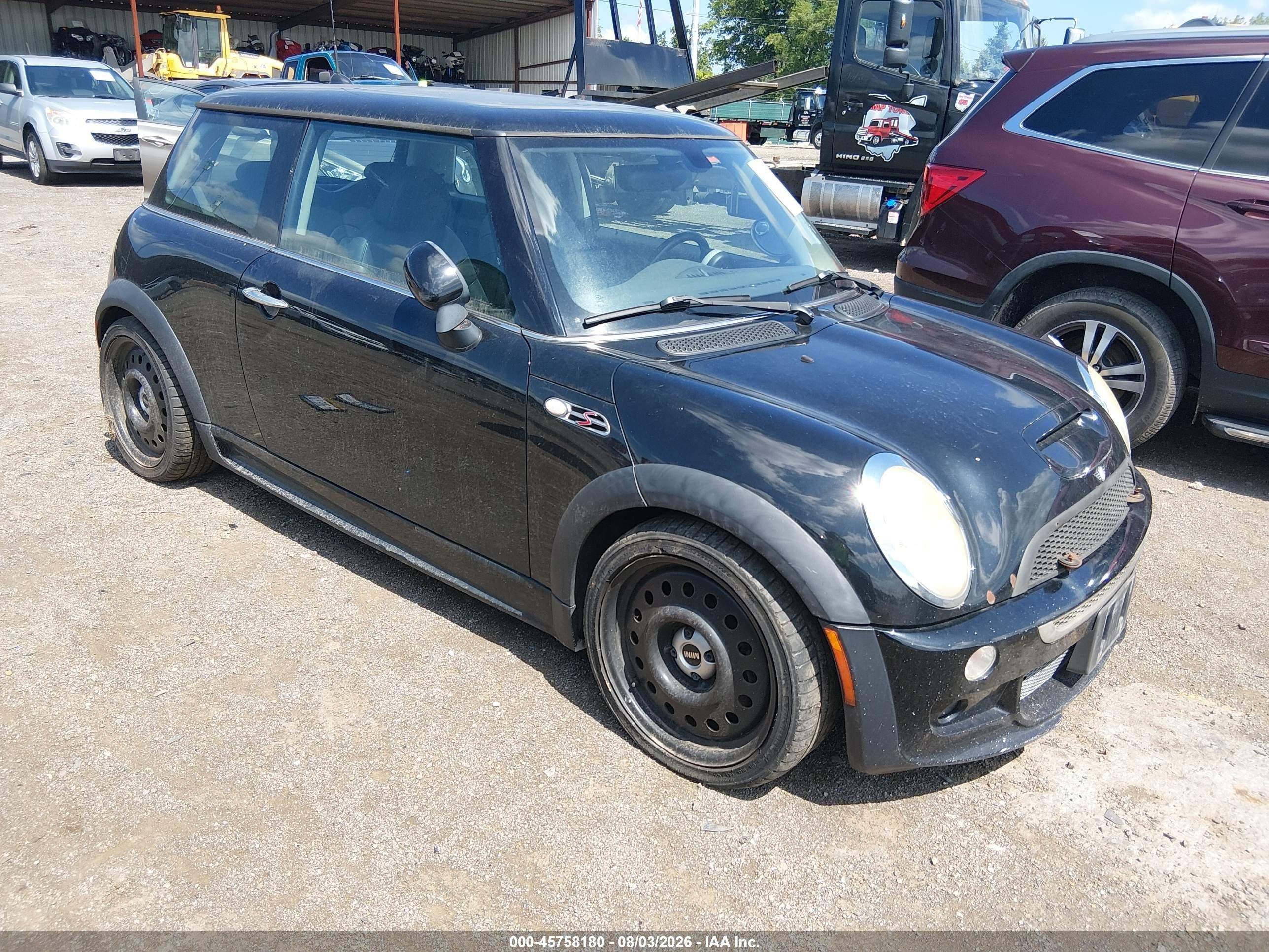 2004 MINI Hardtop S, VIN WMWRE334X4TD79442 — Обычный износ