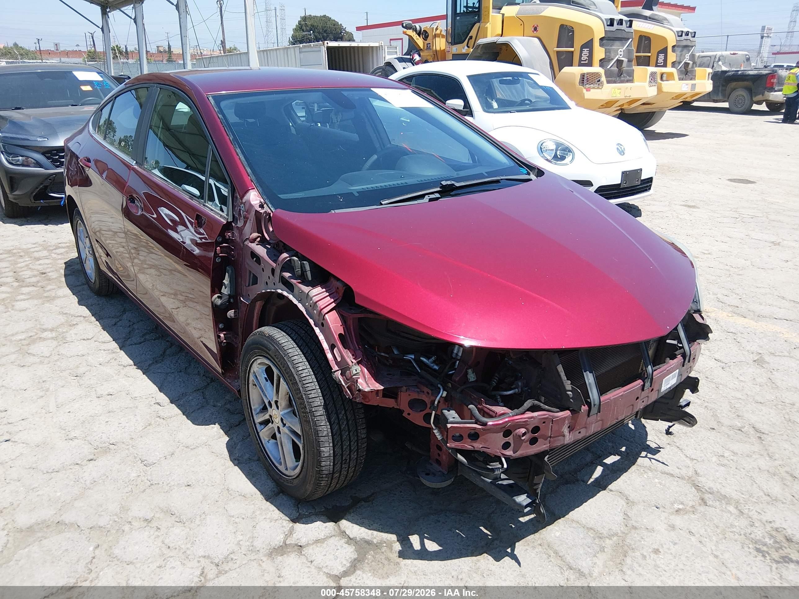 2016 Chevrolet Cruze LT, VIN 1G1BE5SMXG7282827 — Front end