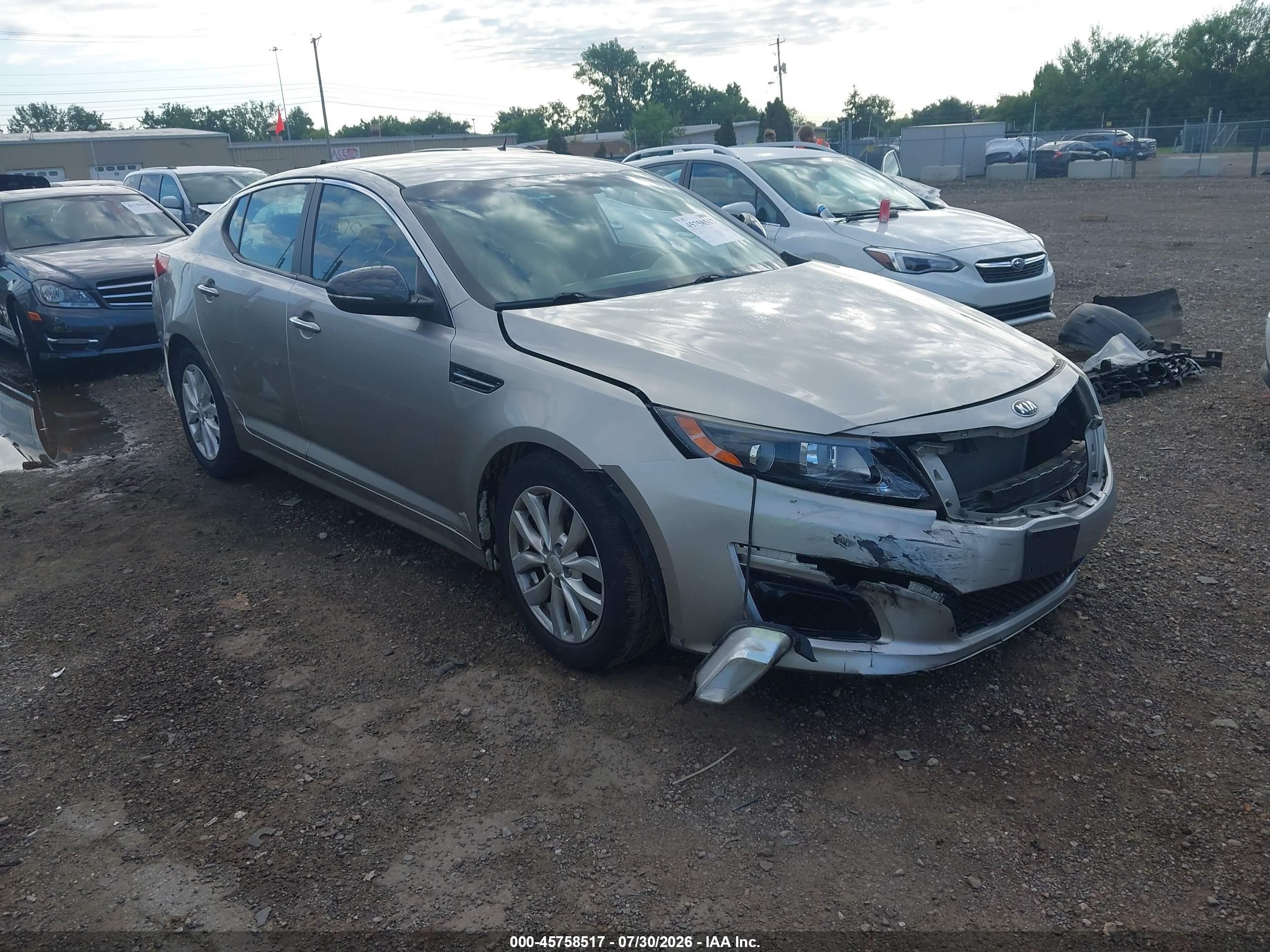 2014 Kia Optima LX, VIN 5XXGM4A73EG345762 — Front end