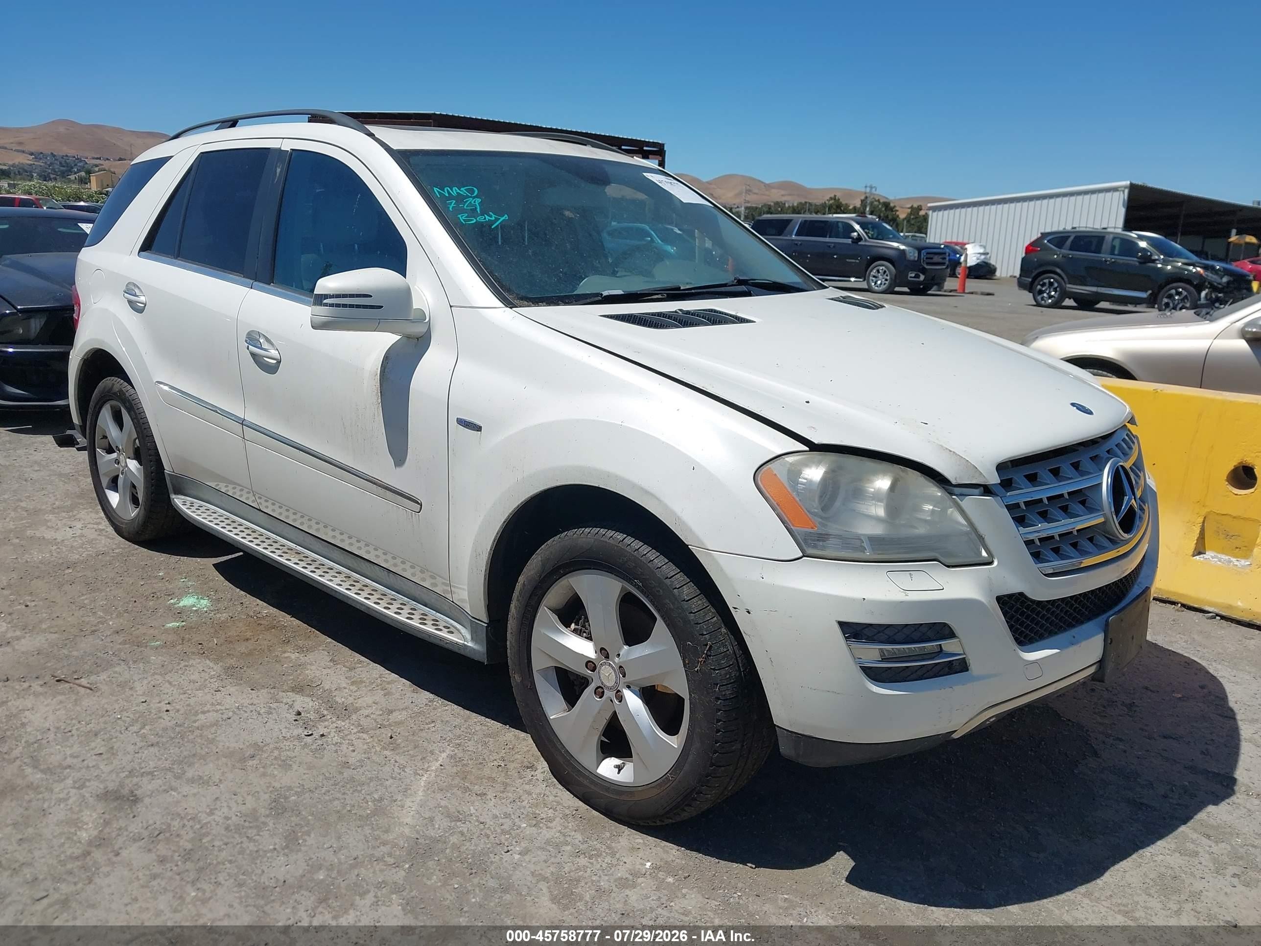 2011 Mercedes-Benz M 350, VIN 4JGBB2FB6BA660074 — Normal wear