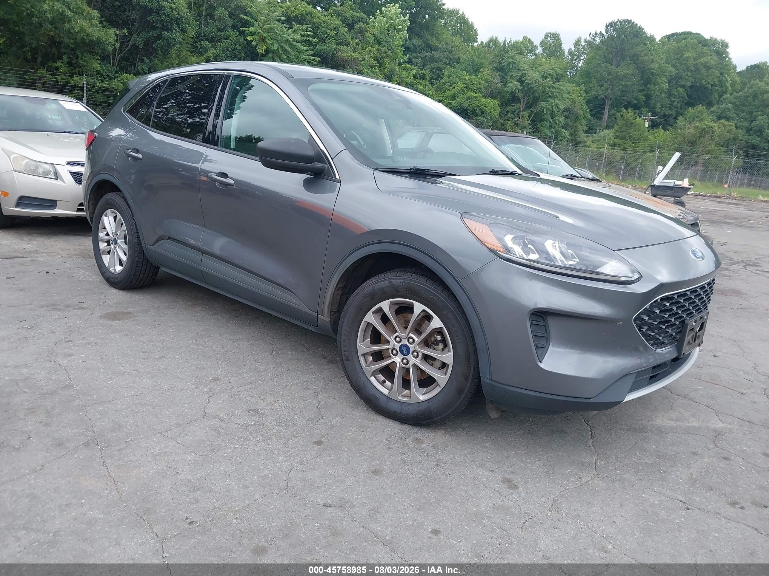 2022 Ford Escape SE, VIN 1FMCU0G60NUA62036 — Обычный износ