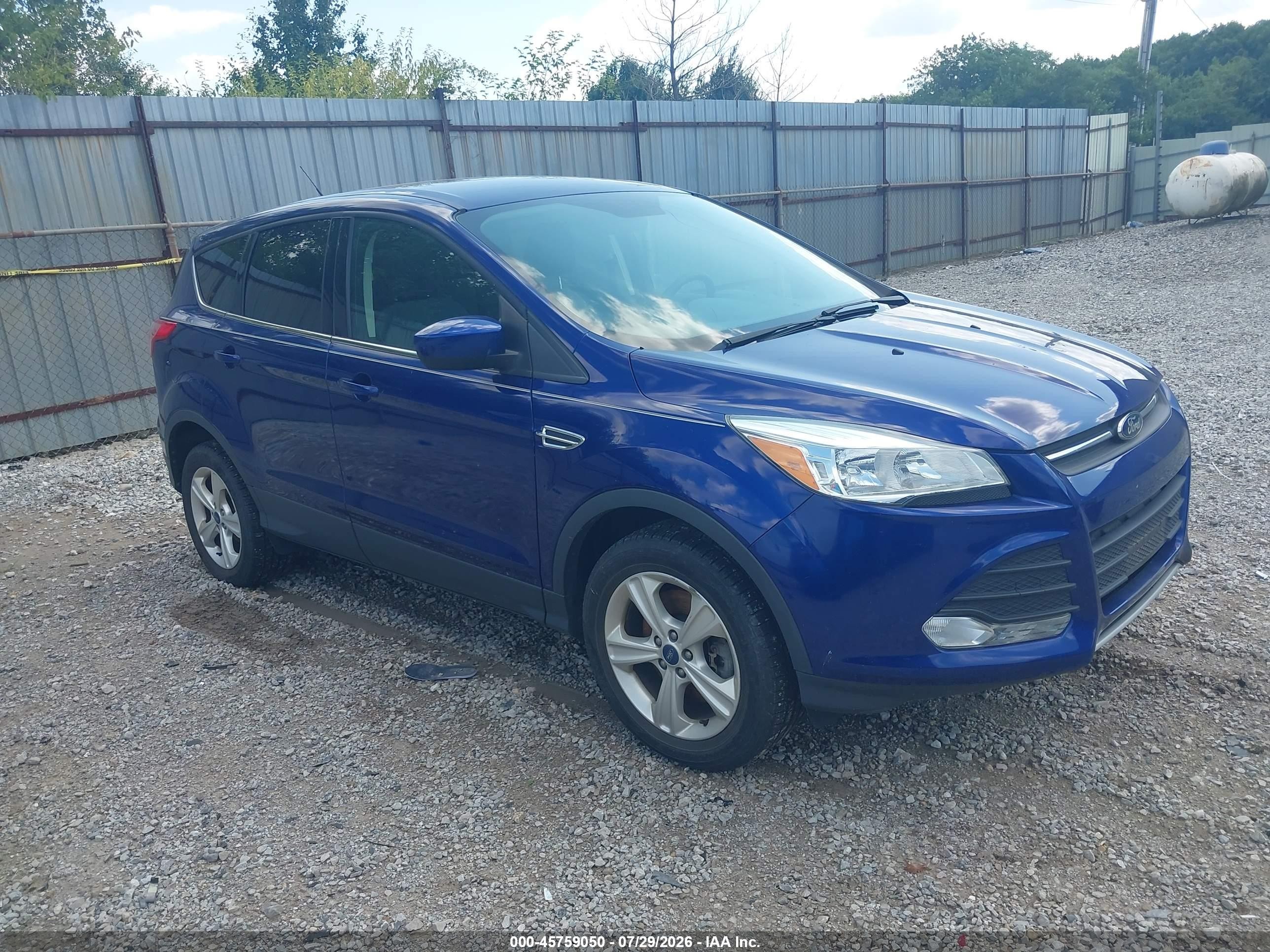 2015 Ford Escape SE, VIN 1FMCU9G9XFUC44066 — Normal wear
