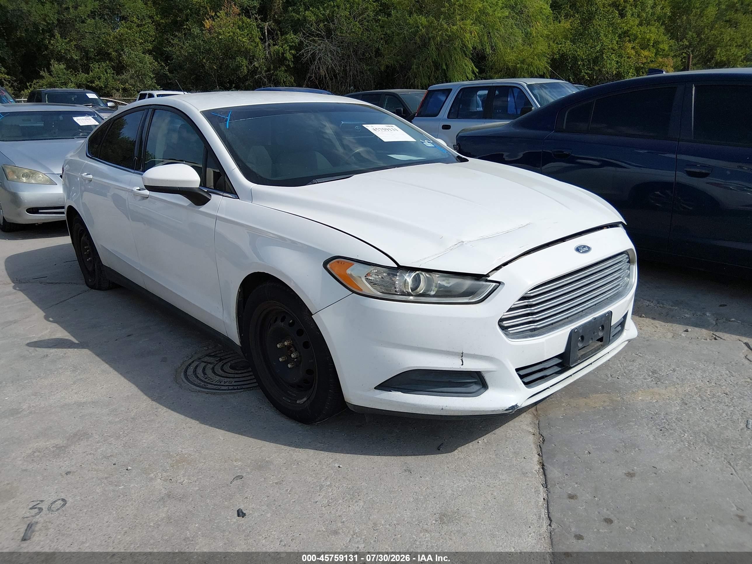 2016 Ford Fusion S, VIN 3FA6P0G73GR382047 — Normal wear