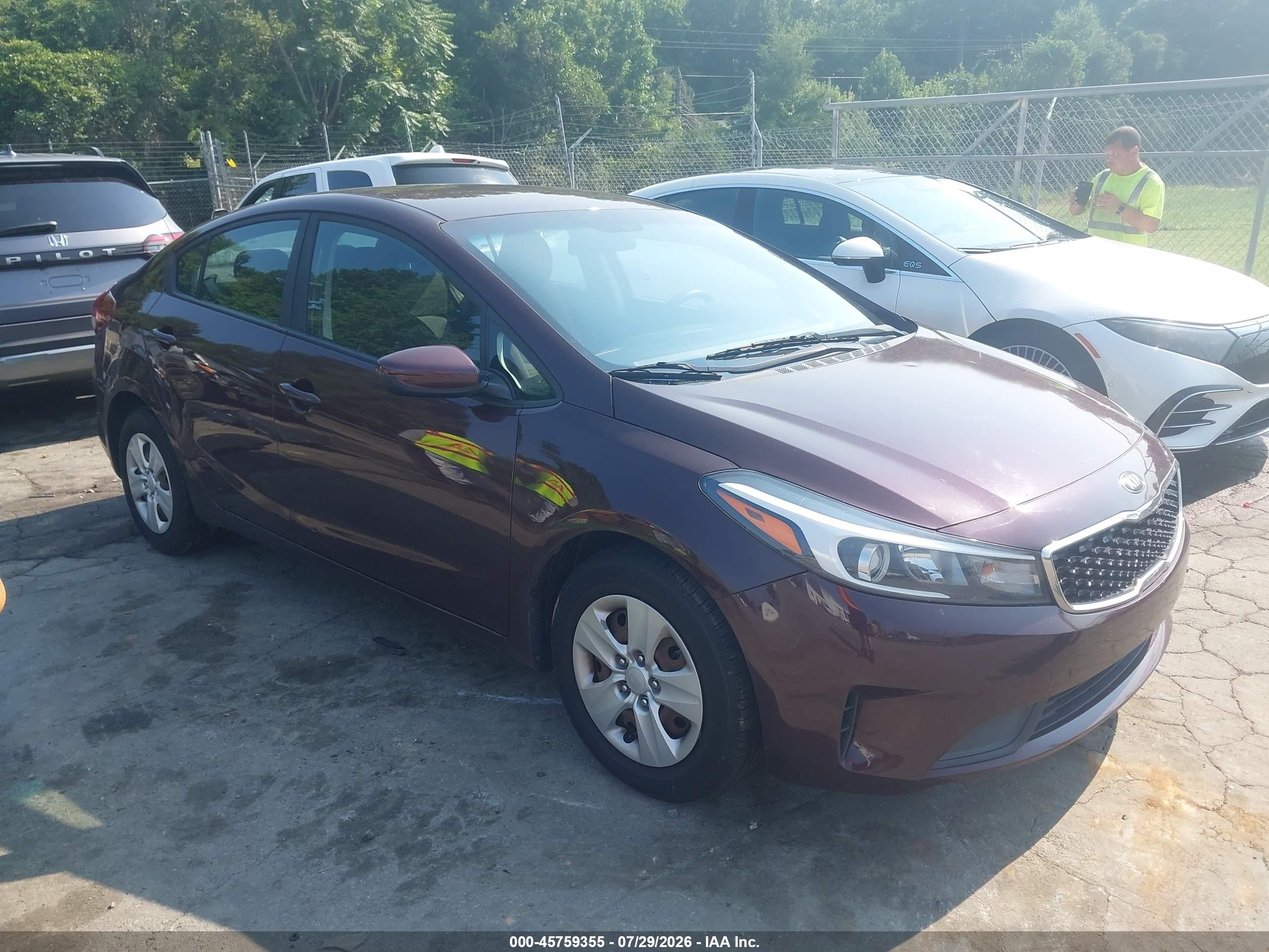 2017 Kia Forte LX, VIN 3KPFK4A74HE146993 — Normal wear