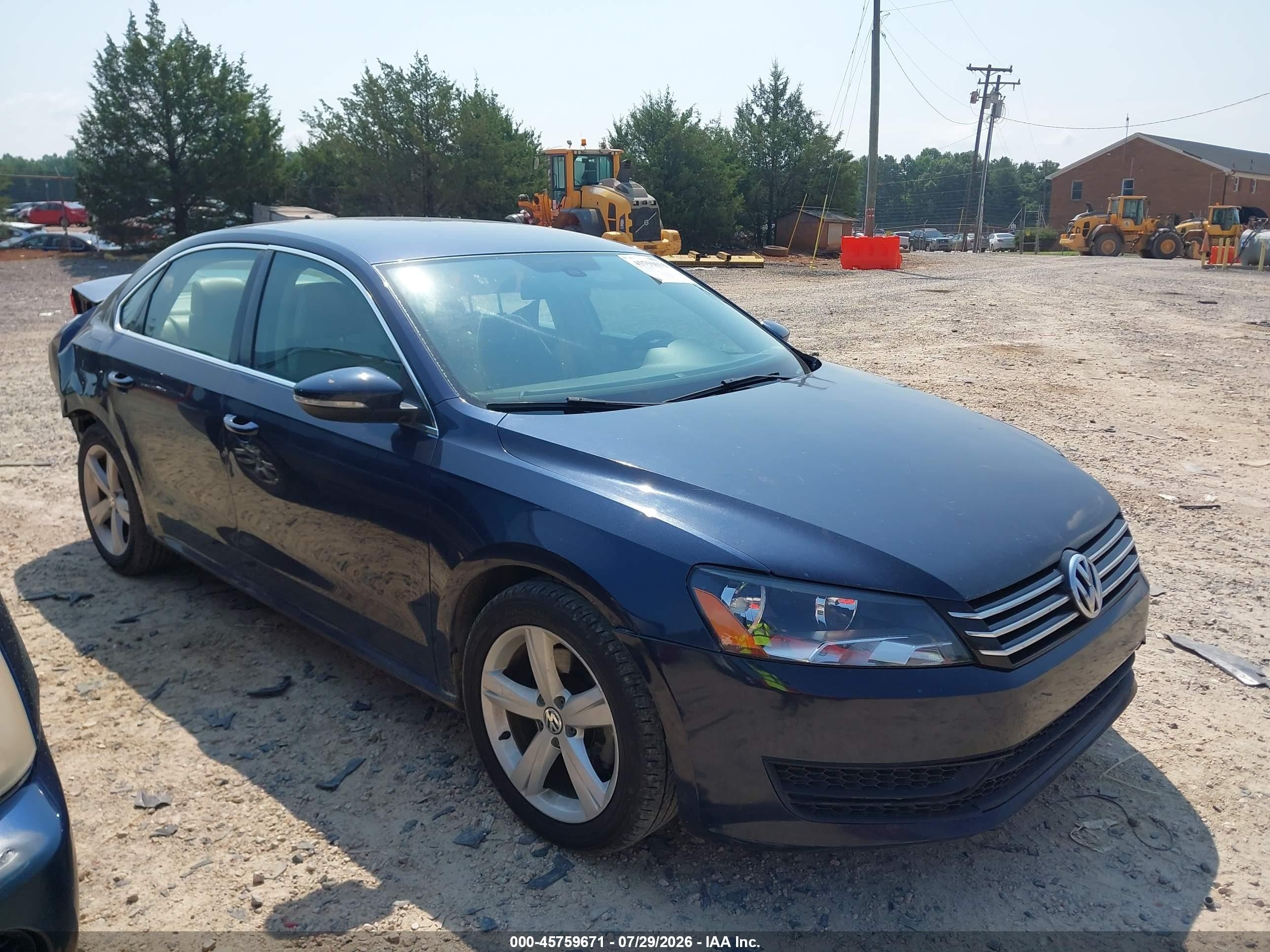 2012 Volkswagen Passat SE, VIN 1VWBH7A34CC069342 — Rear end